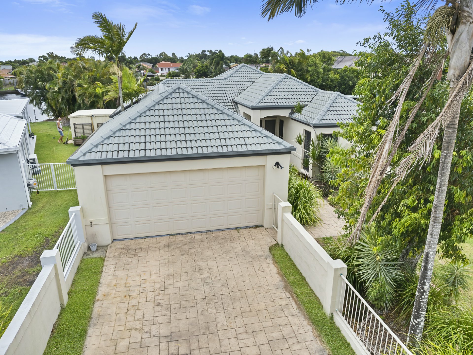 6 Catamaran Court, BANKSIA BEACH