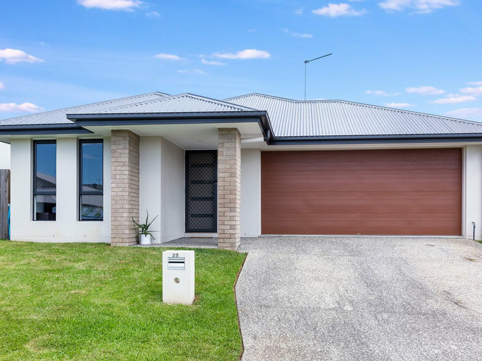 22 Bourke Street, BURPENGARY EAST