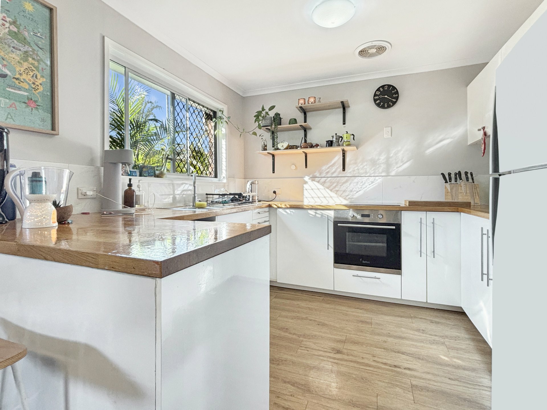 16 Dianthus Avenue, BANKSIA BEACH