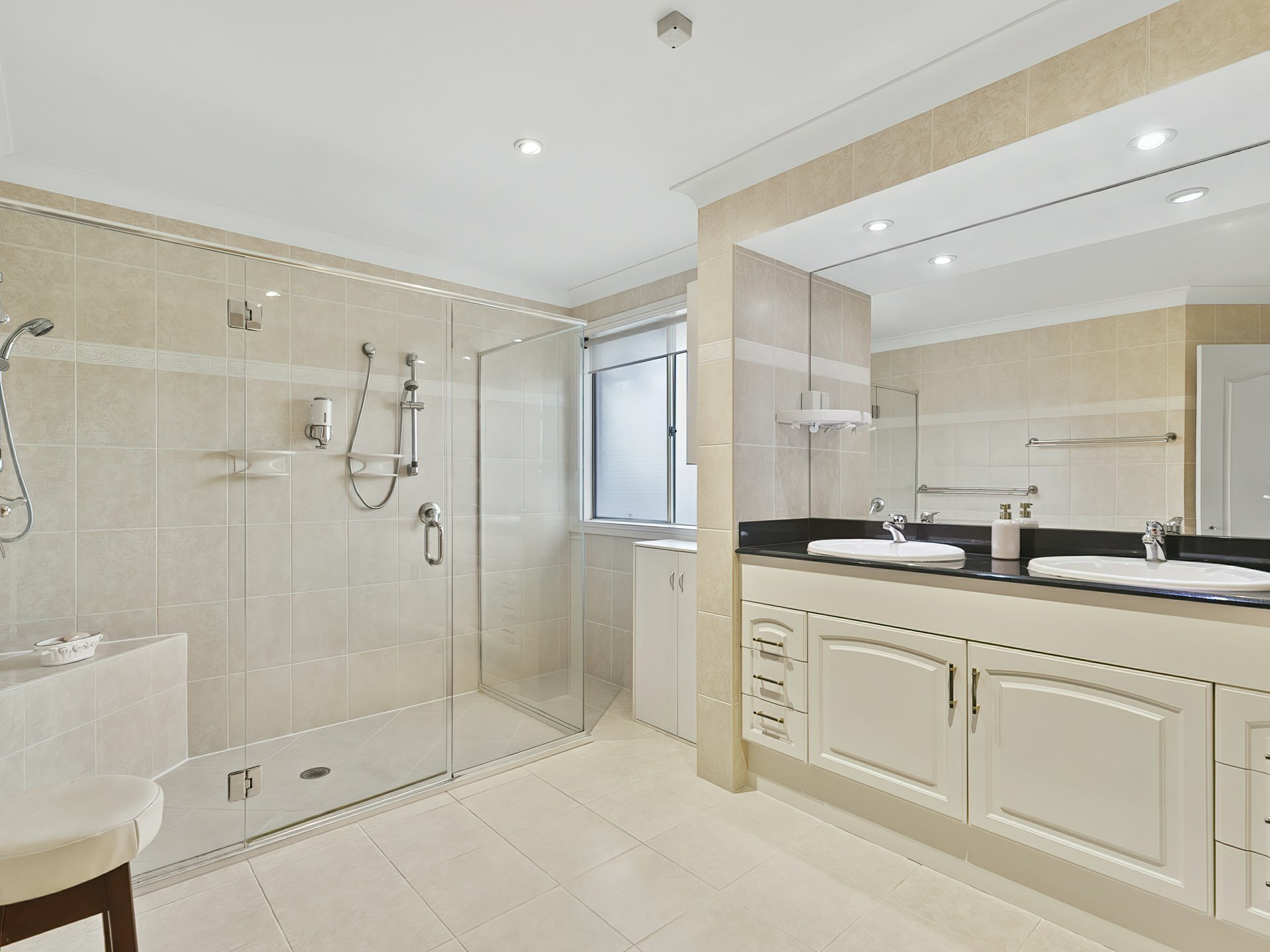 1 Castaway Court, BANKSIA BEACH