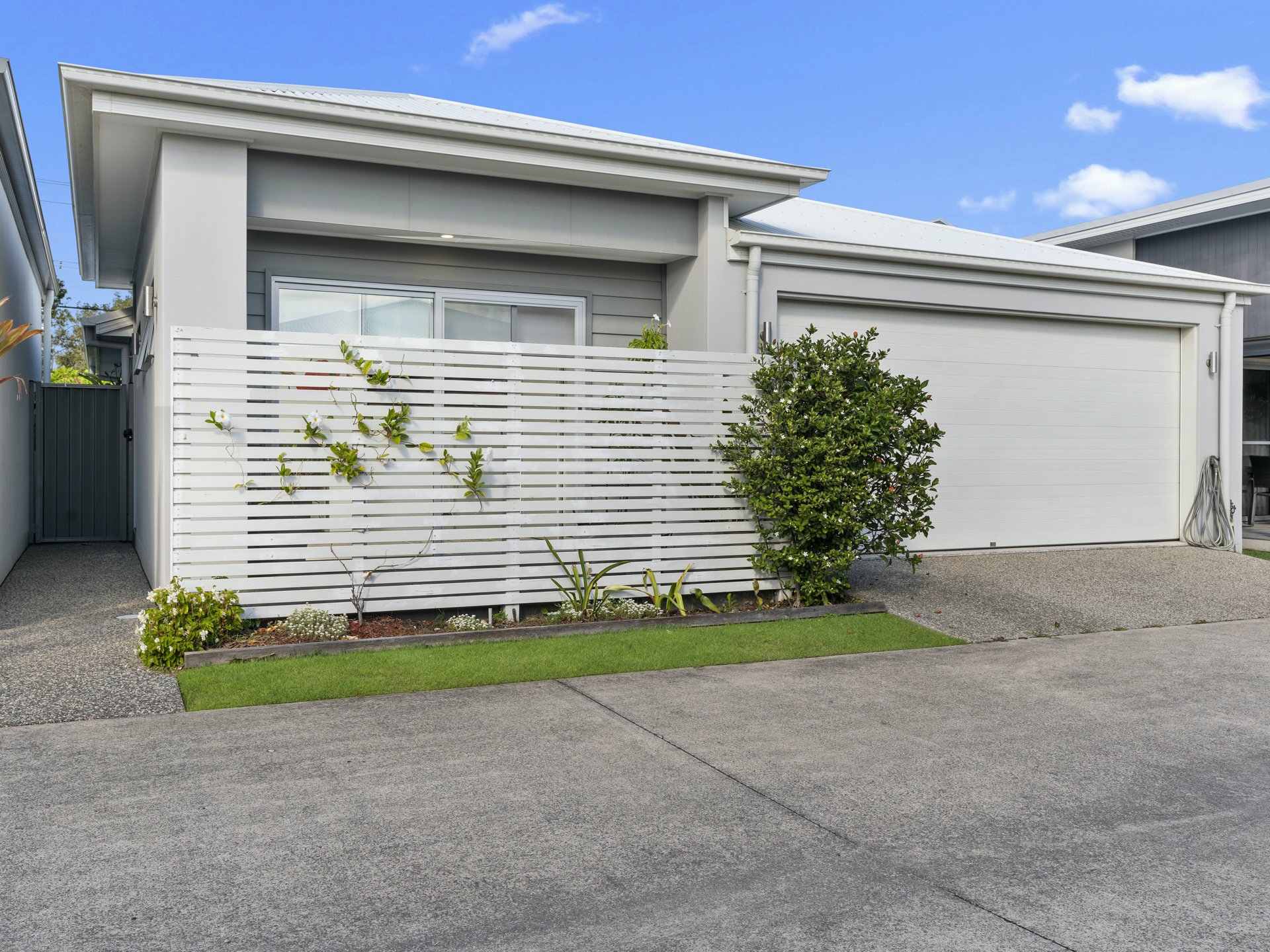 7/2 Spinnaker Drive, SANDSTONE POINT