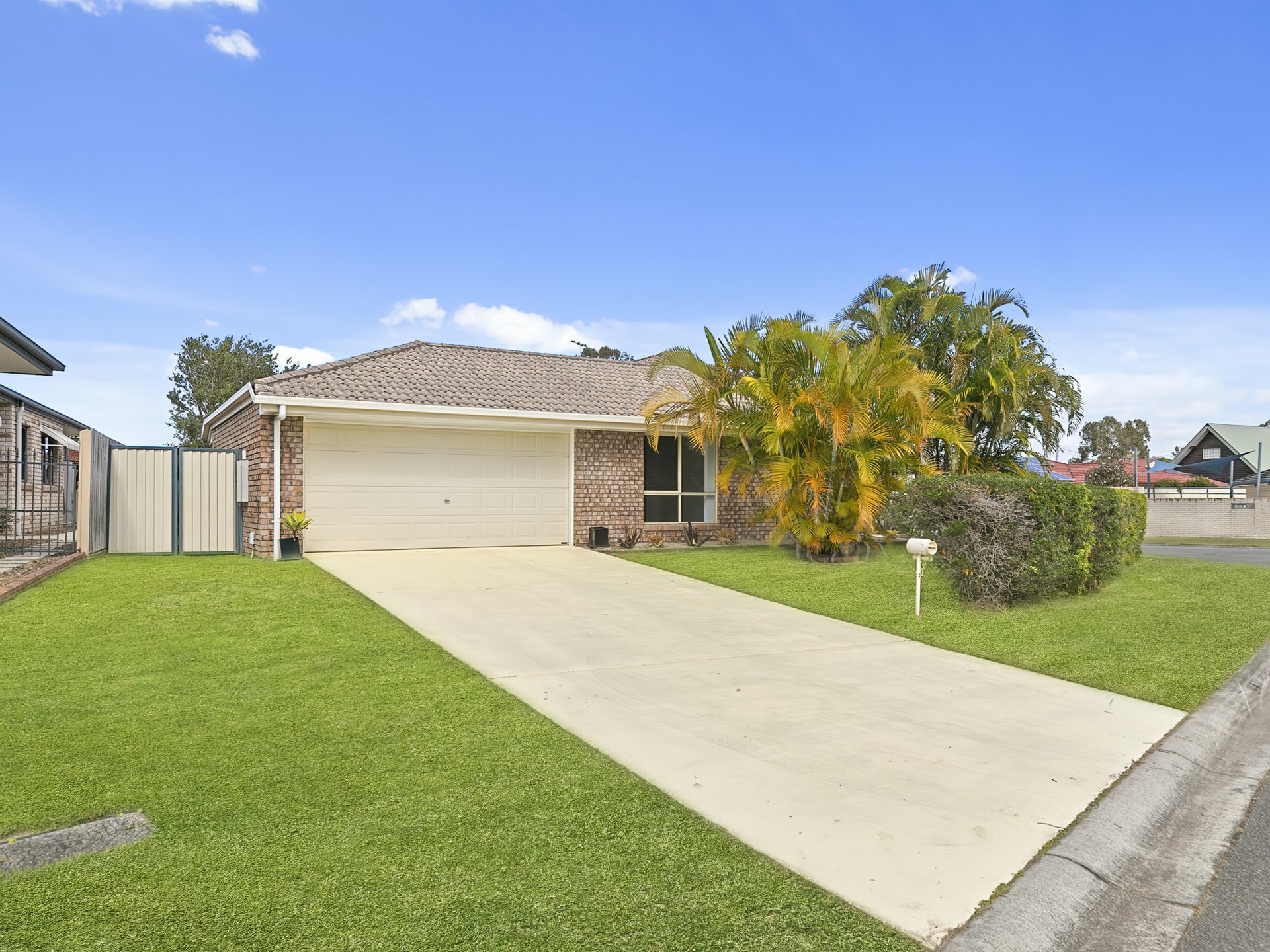 2 Alstonia Court, BONGAREE