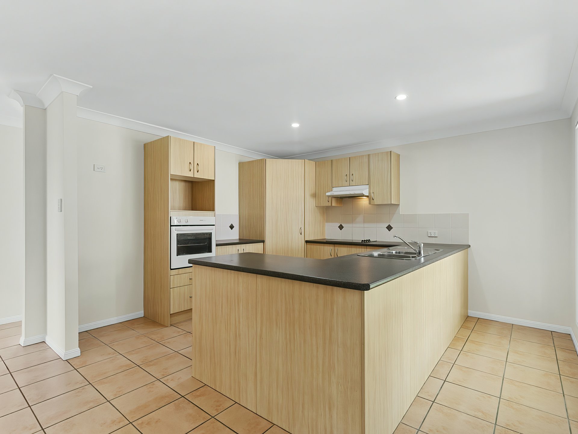 2 Alstonia Court, BONGAREE