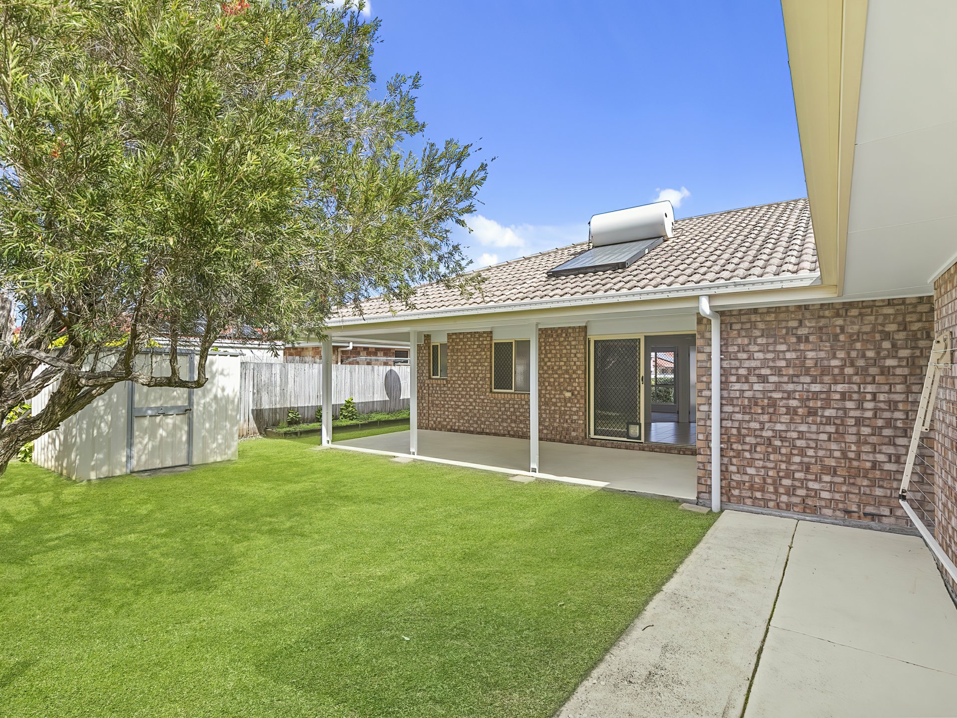 2 Alstonia Court, BONGAREE