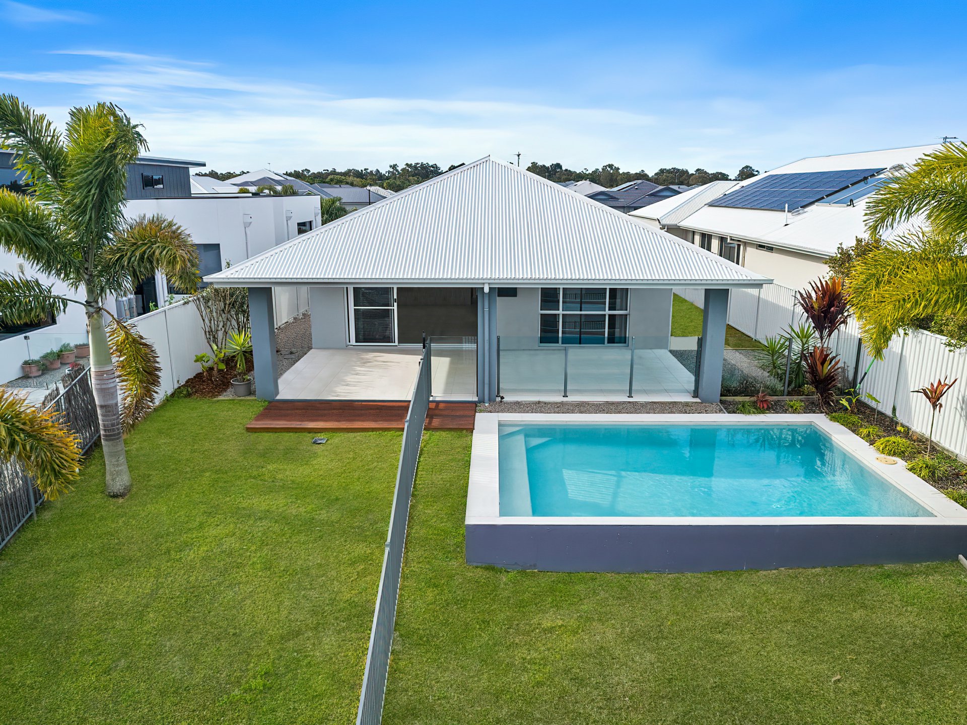 13 Elanus Court, BANKSIA BEACH