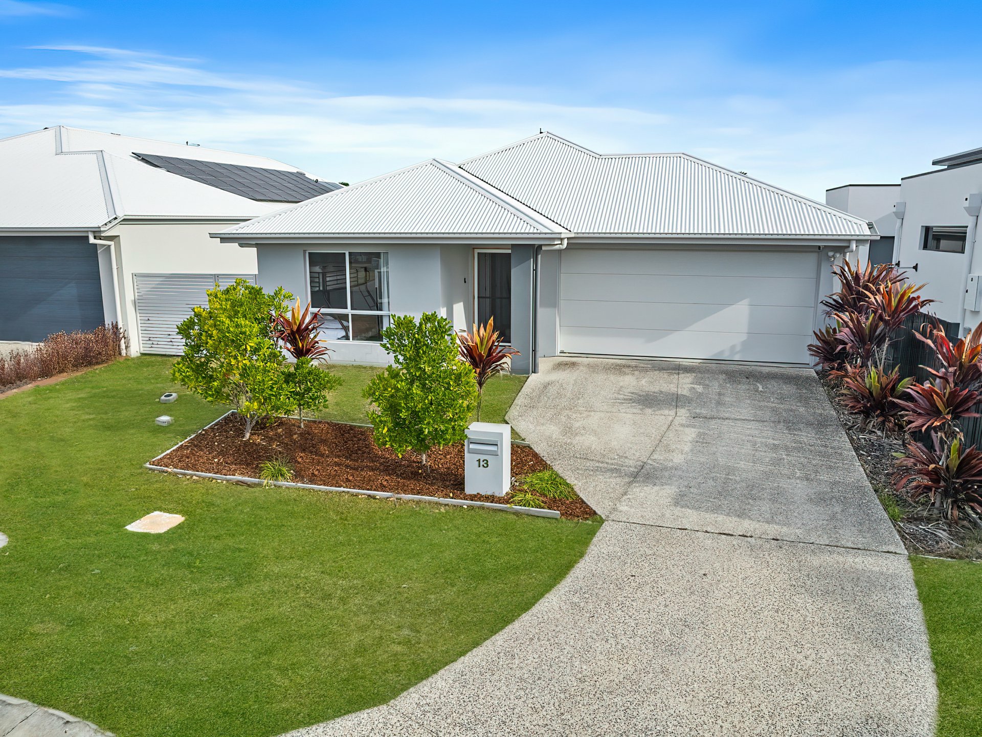 13 Elanus Court, BANKSIA BEACH