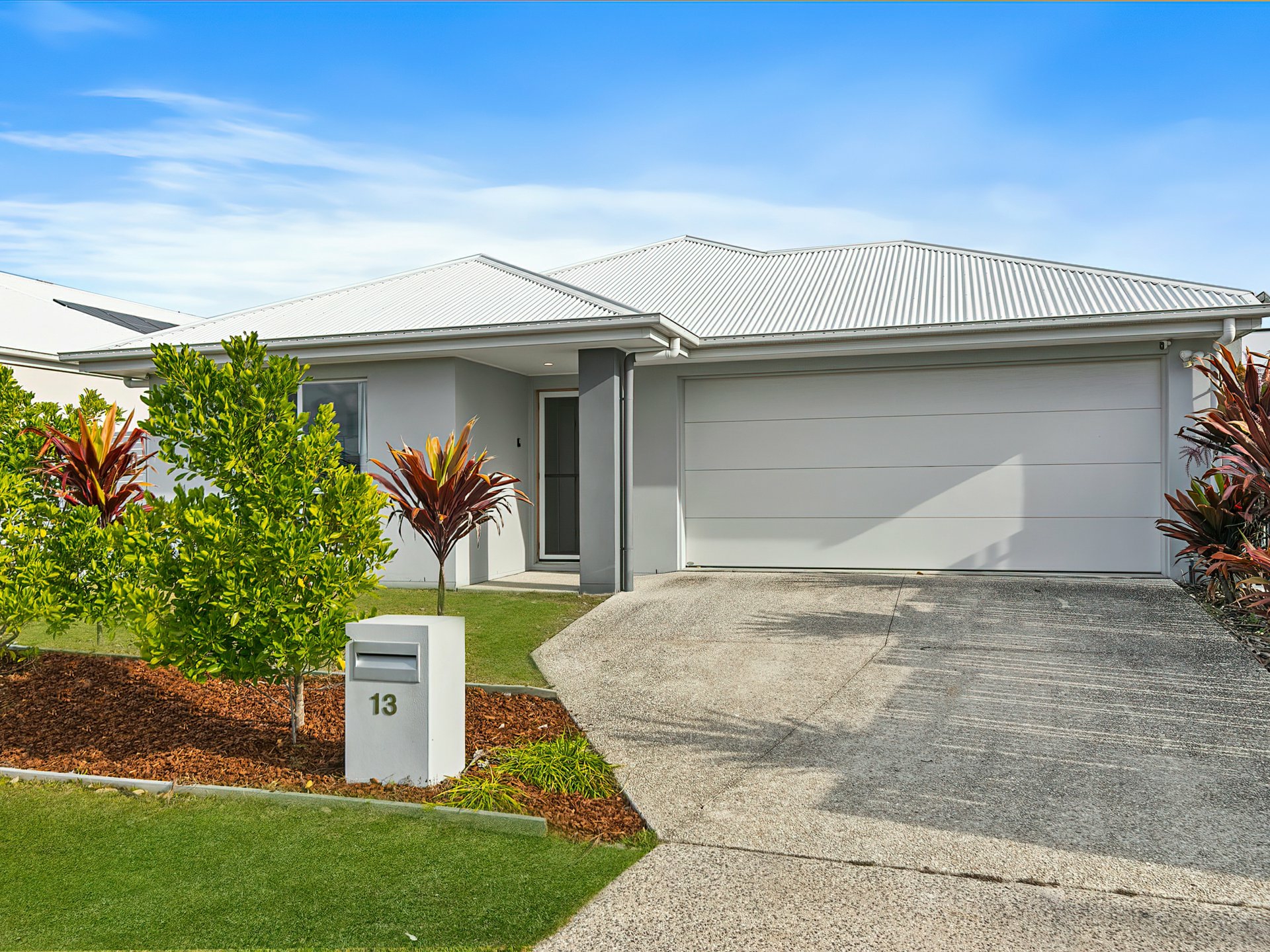 13 Elanus Court, BANKSIA BEACH