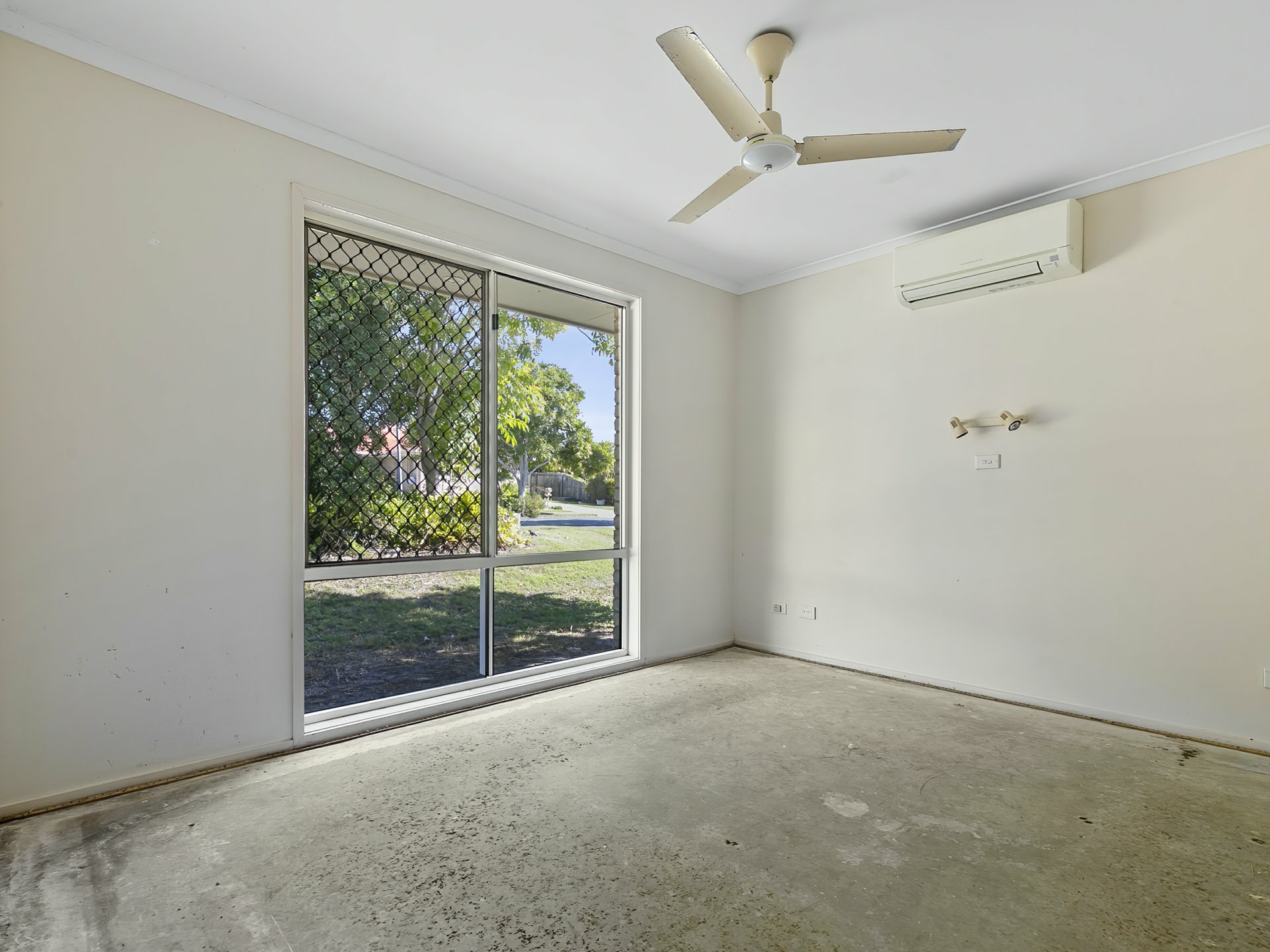 10 Carpenter Way, SANDSTONE POINT