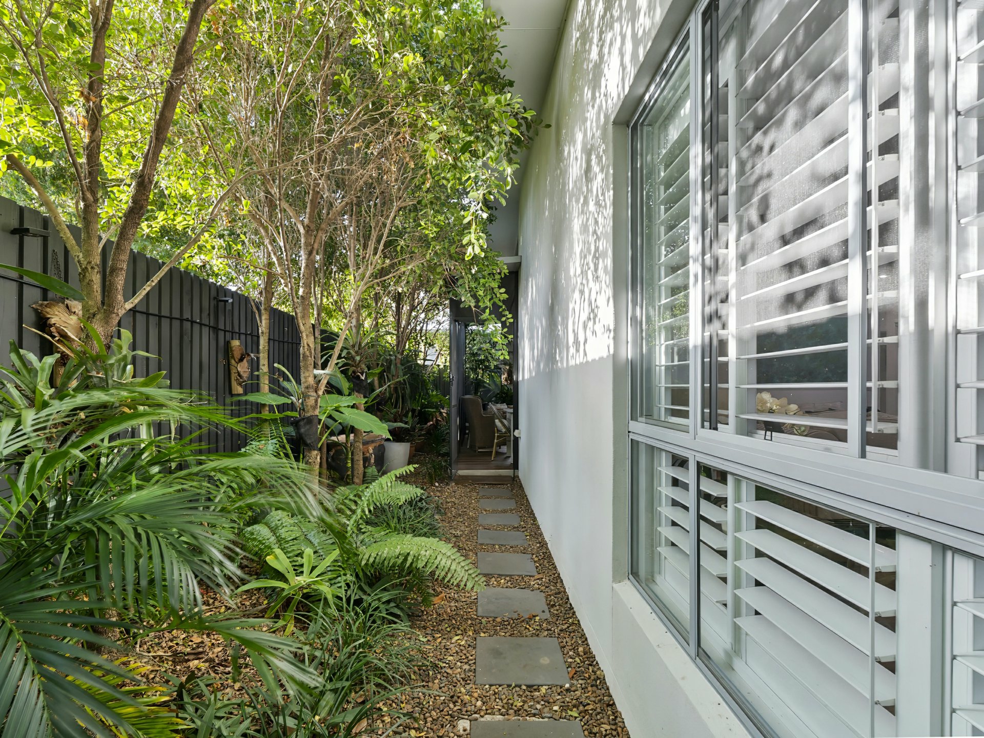 1/19 Bongaree Avenue — photo 19 of 25
