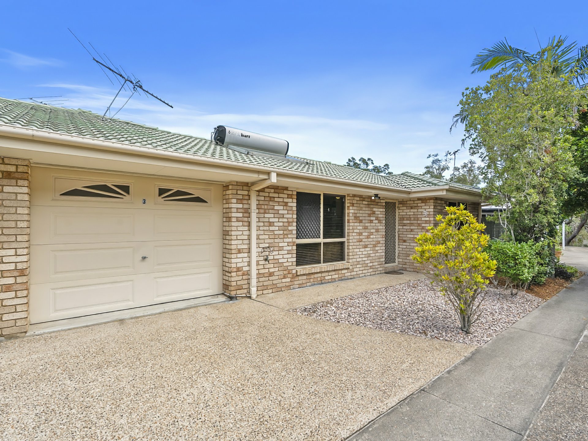 3/23 Sixth Avenue — photo from LJ Hooker Bribie Island