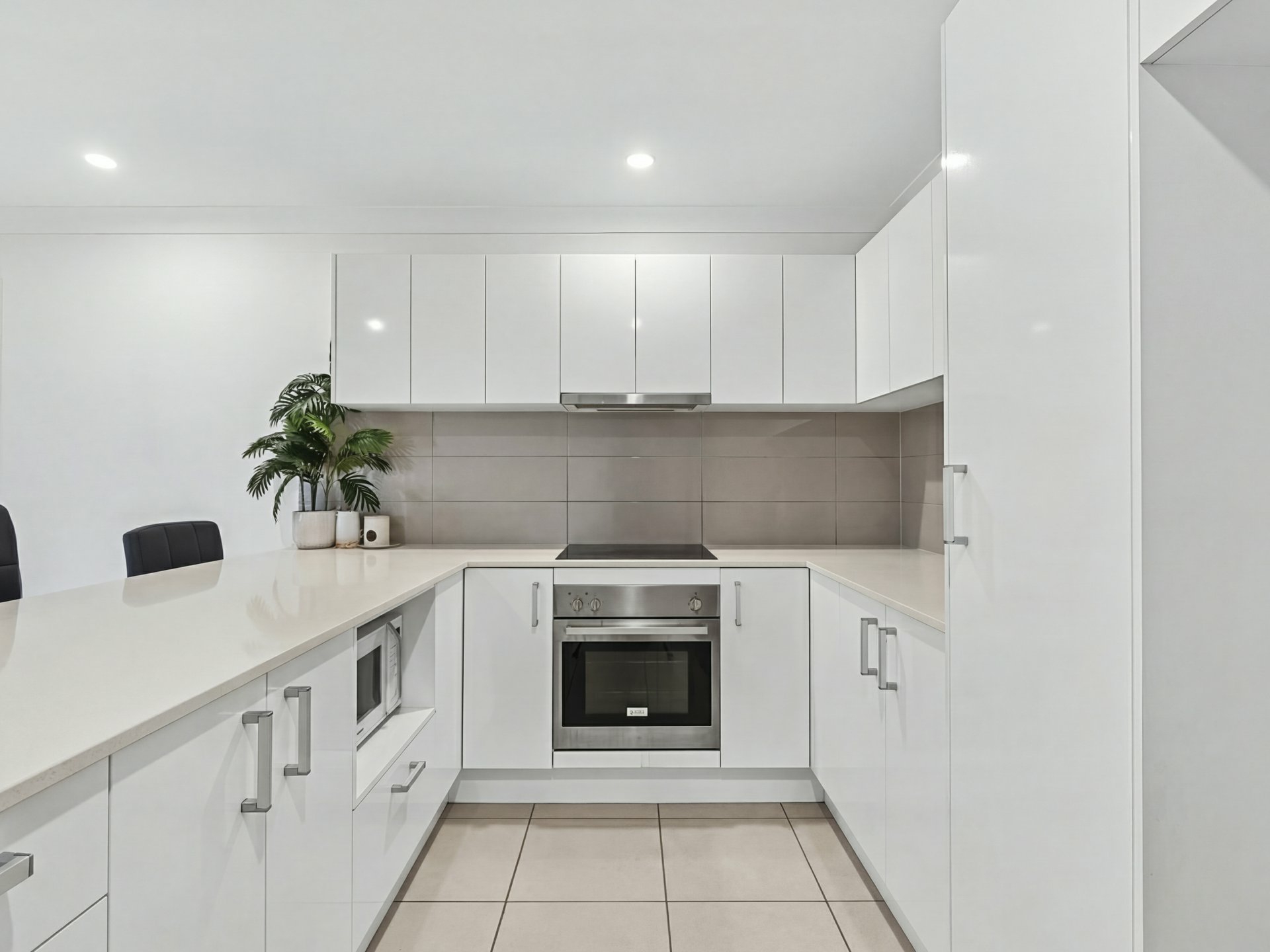2/110 Foxtail Crescent — photo 6 of 25