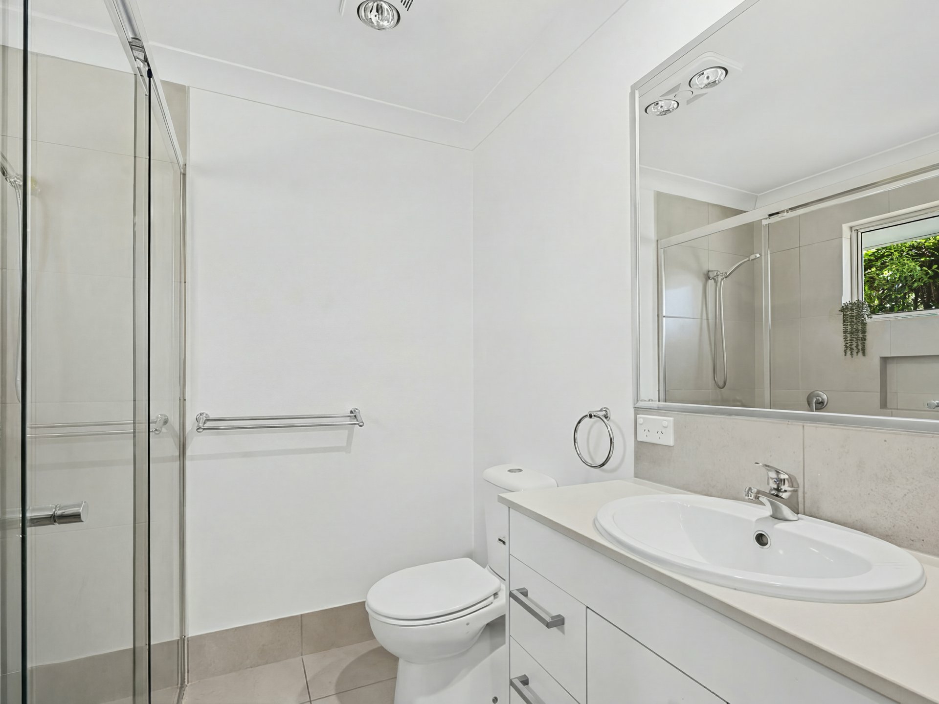 2/110 Foxtail Crescent — photo 17 of 25