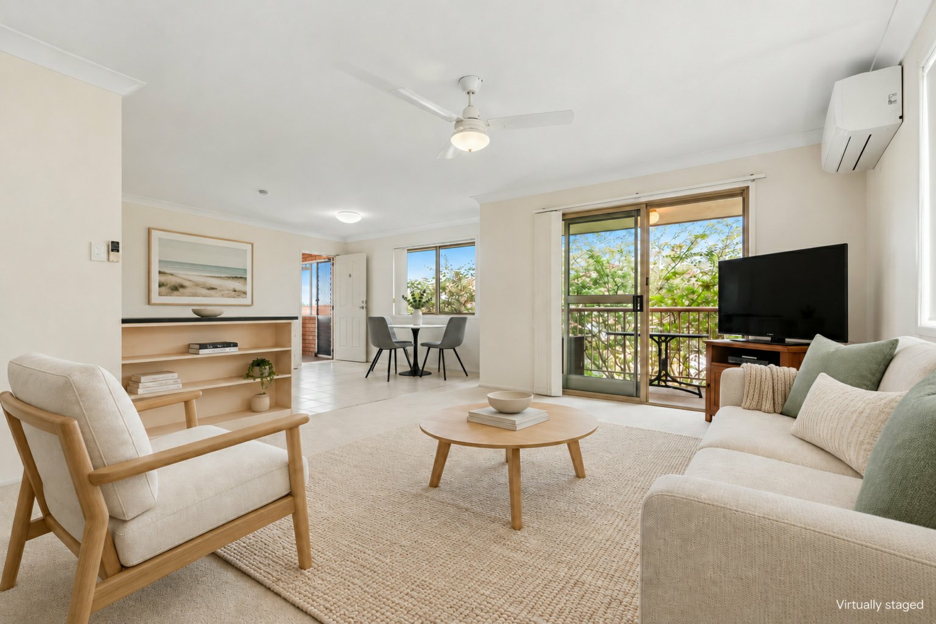 13/13 Burrawong Avenue — photo from LJ Hooker Bribie Island