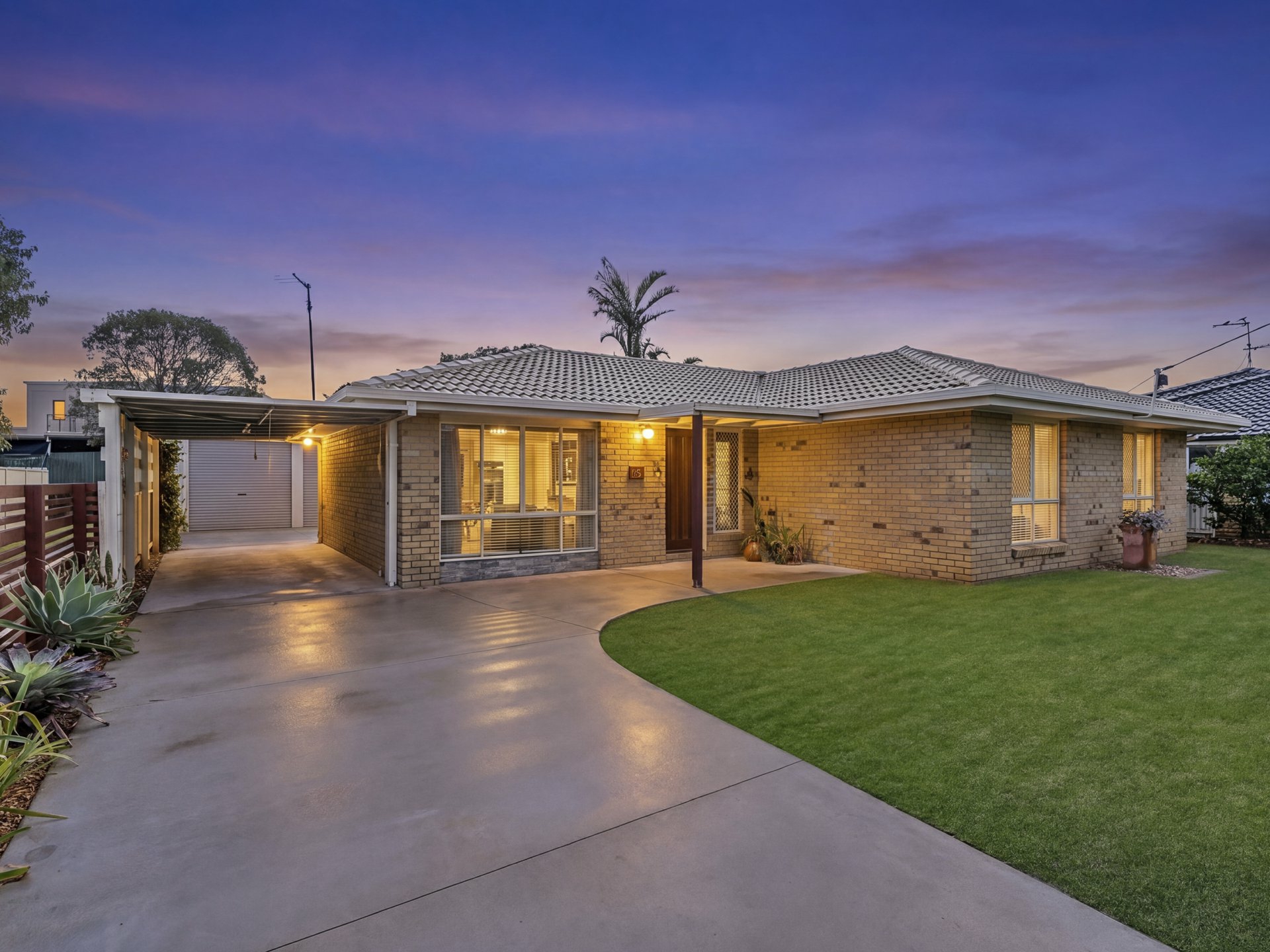 25 Grevillea Street — photo 4 of 30
