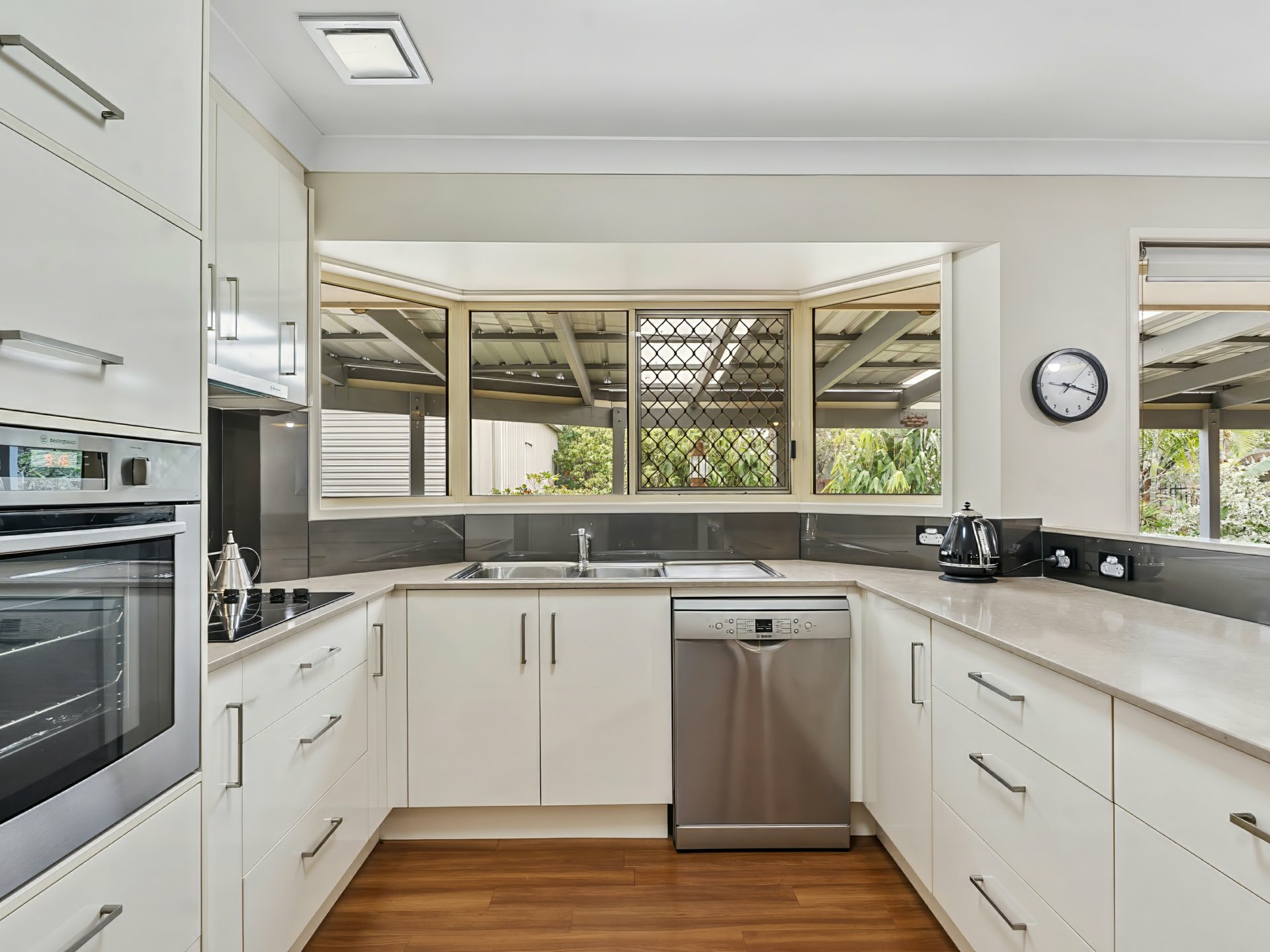 25 Grevillea Street — photo 12 of 30
