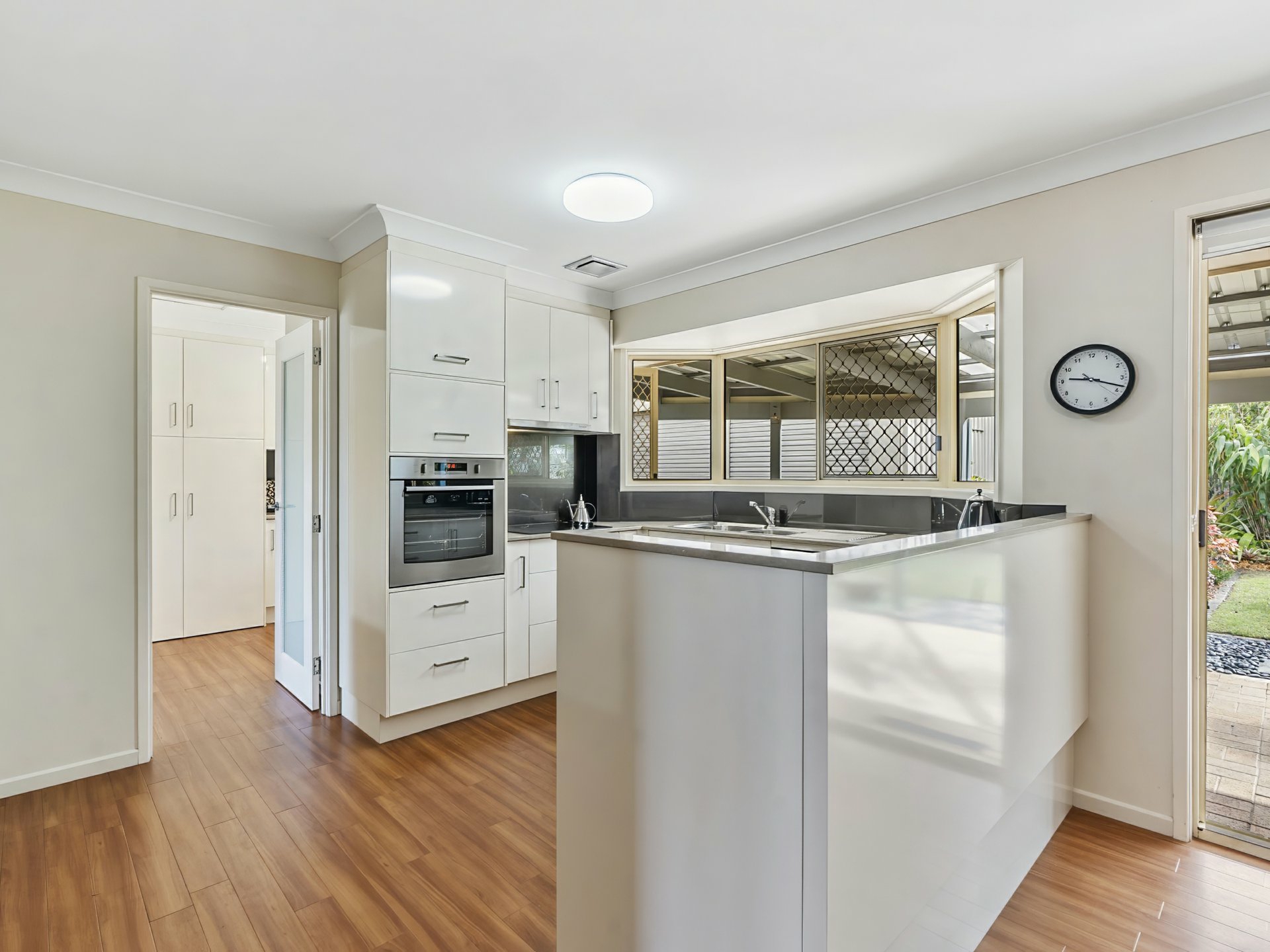 25 Grevillea Street — photo 13 of 30