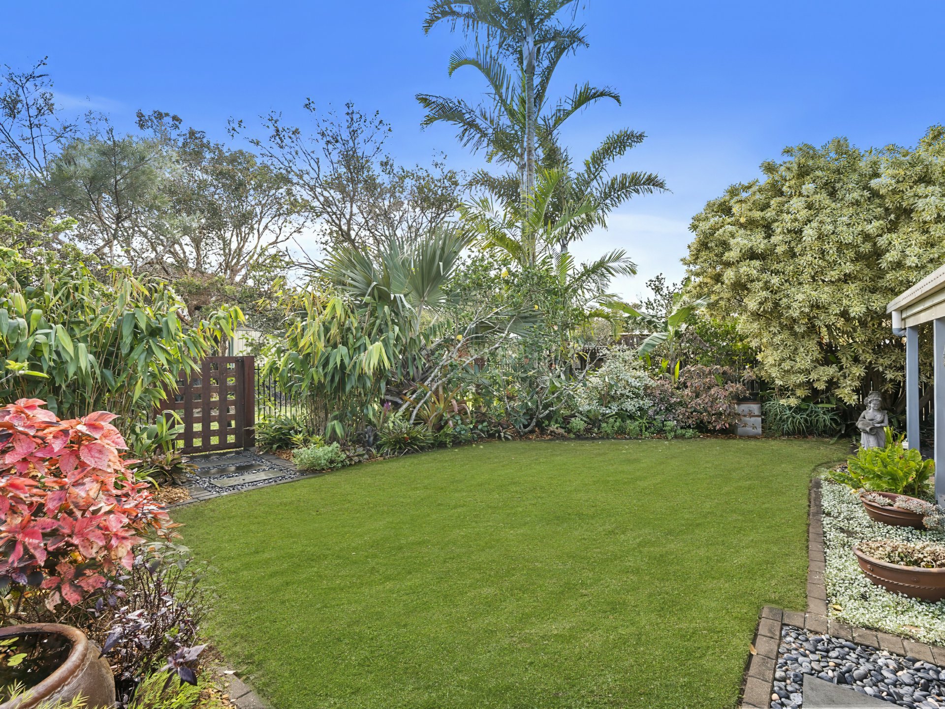 25 Grevillea Street — photo 24 of 30