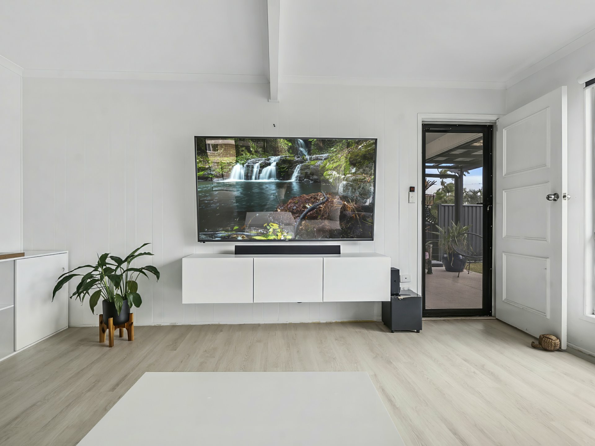 142 Boronia Drive — photo 5 of 25