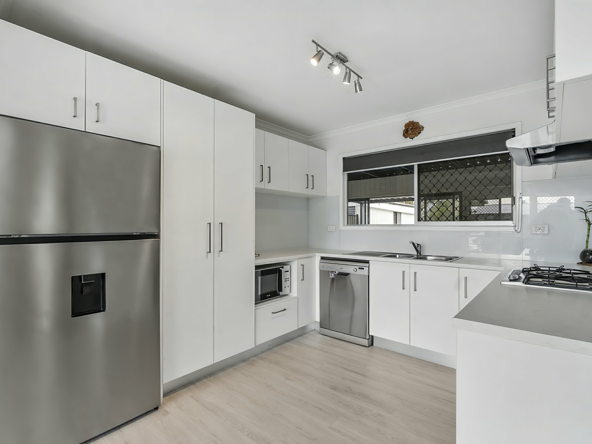 142 Boronia Drive — photo 9 of 25