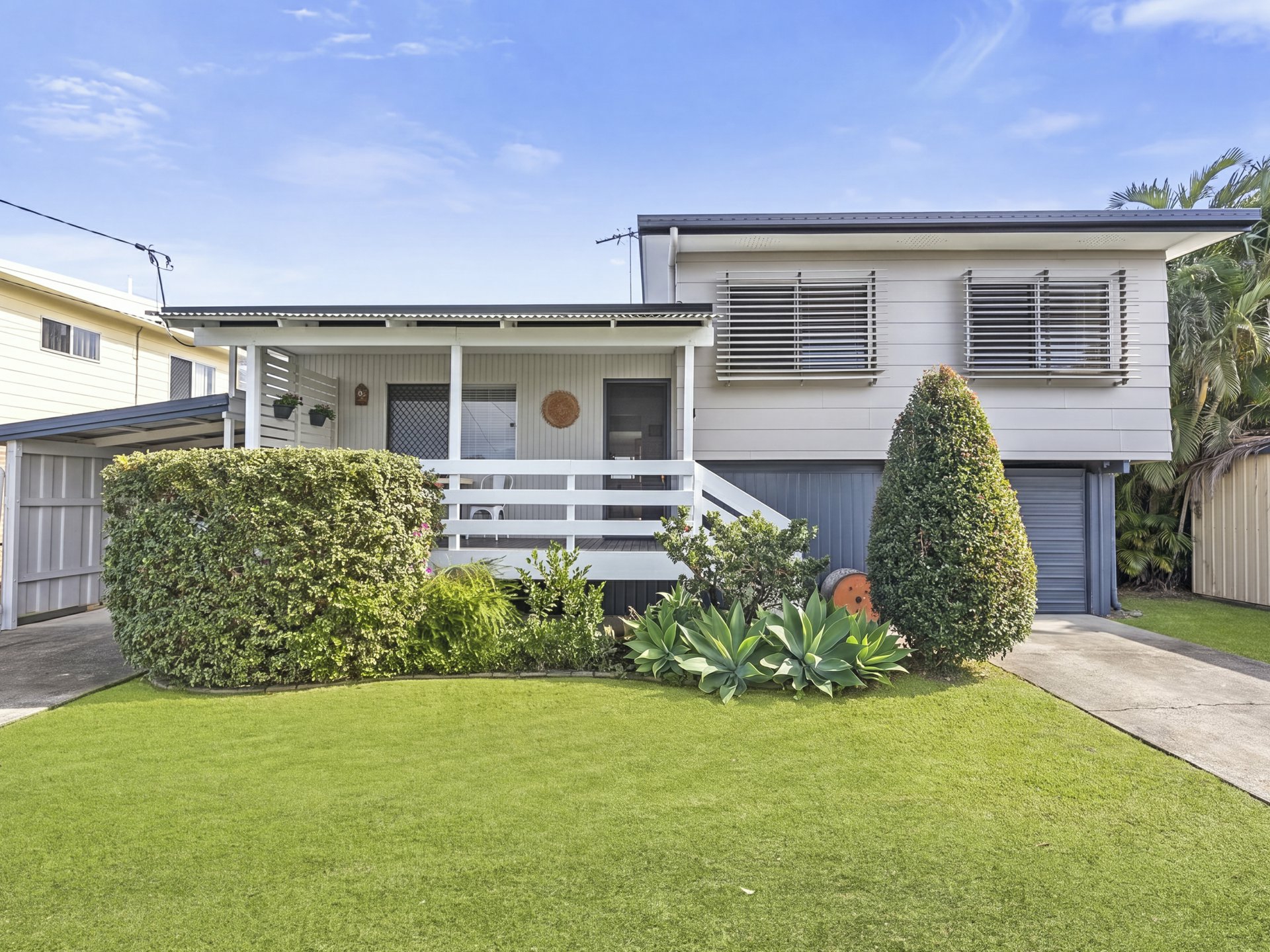 44 Arinya Avenue — photo from LJ Hooker Bribie Island
