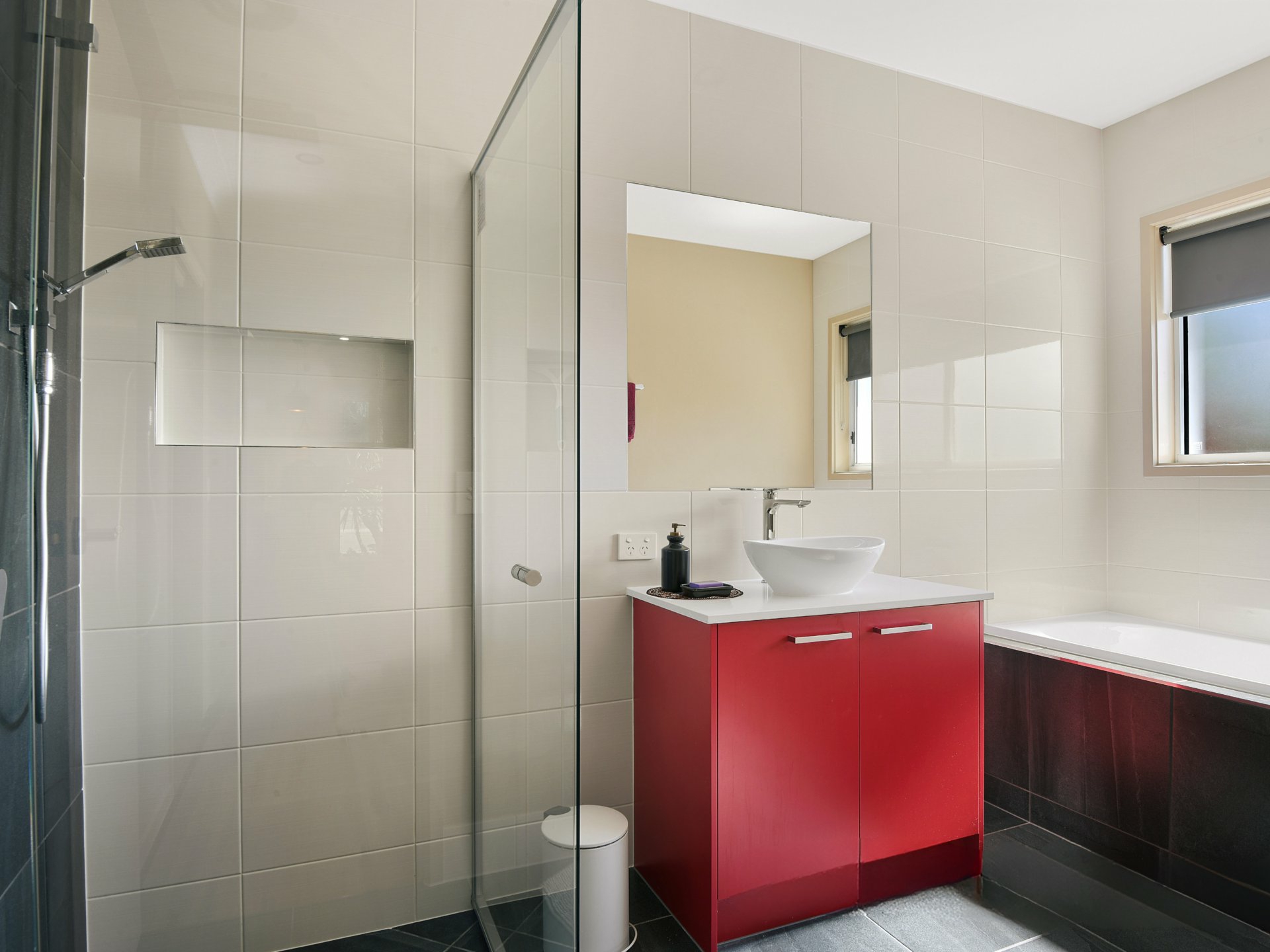 61 Callisia Crescent — photo 15 of 22