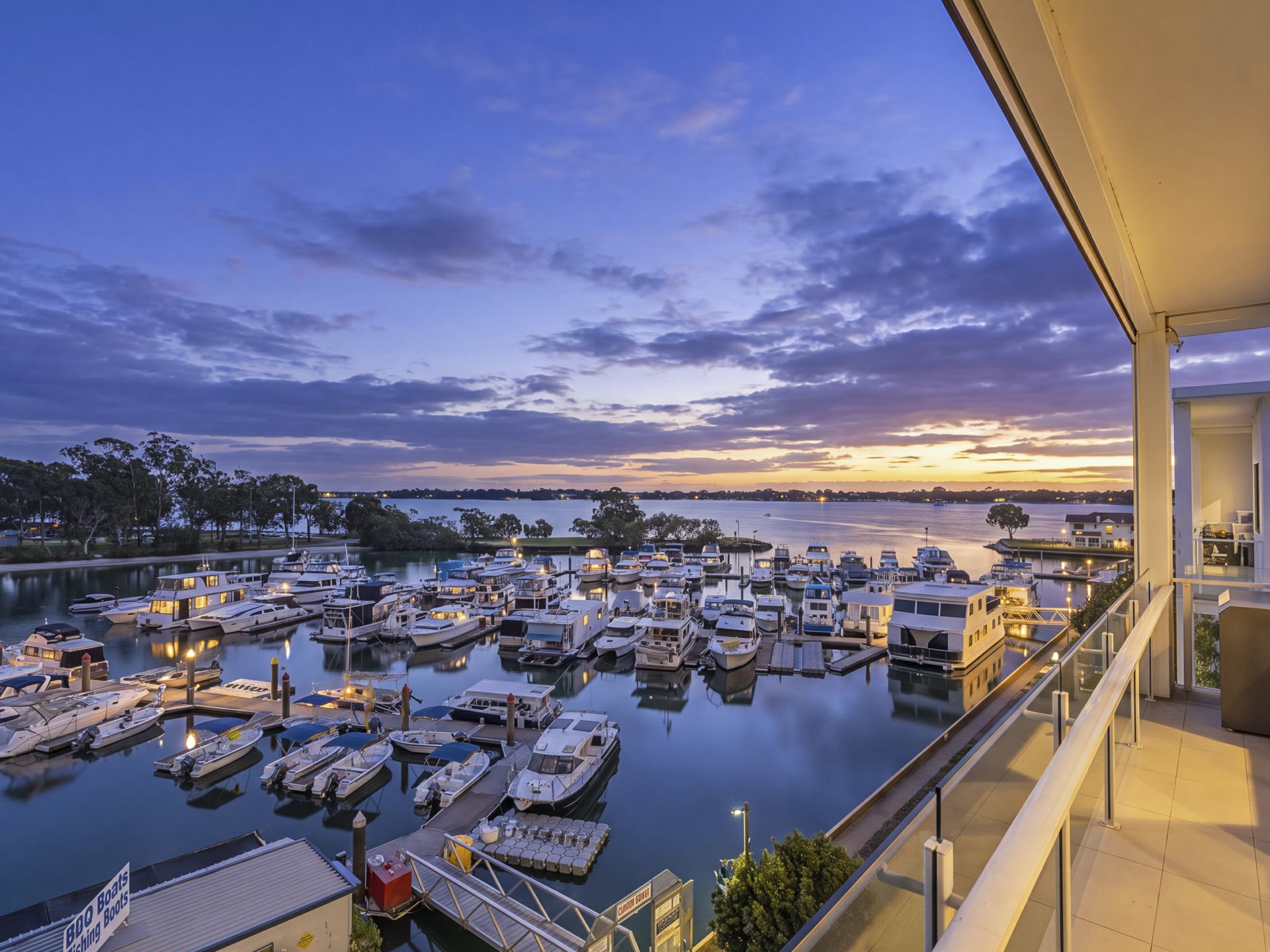 126/3-5 Spinnaker Drive — photo 11 of 24