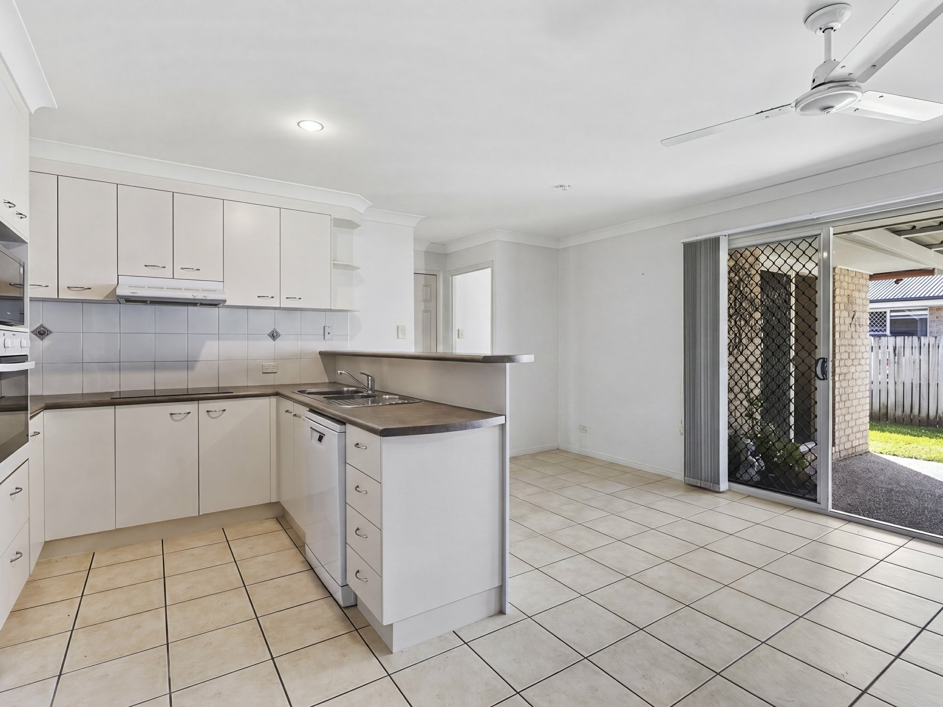 16-18 Trent Court — photo 8 of 23