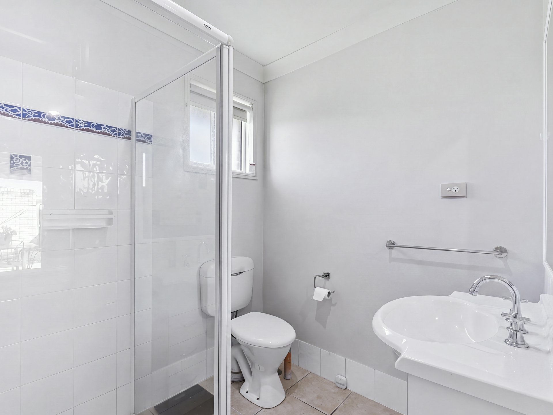 16-18 Trent Court — photo 10 of 23