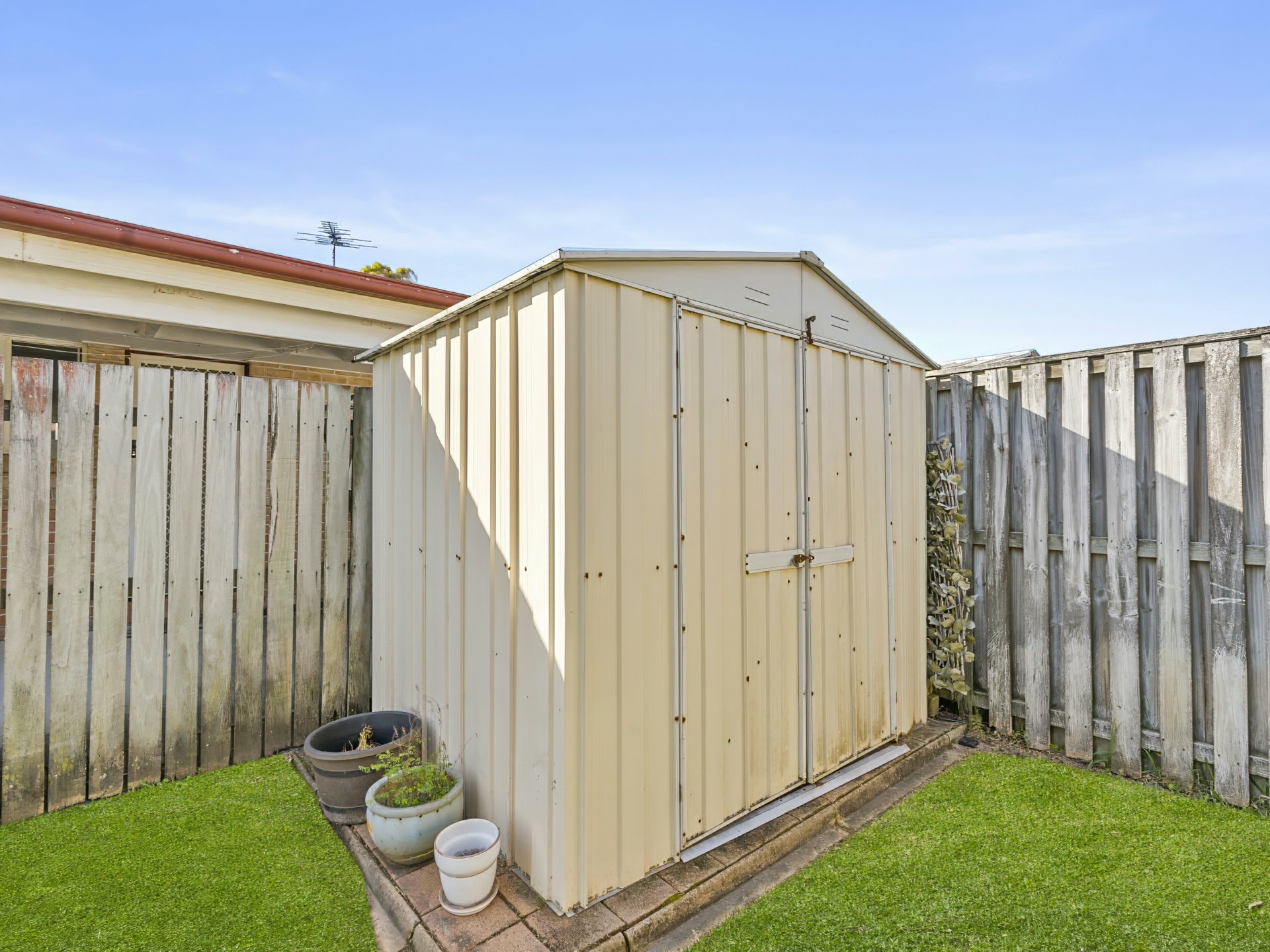 16-18 Trent Court — photo 13 of 23
