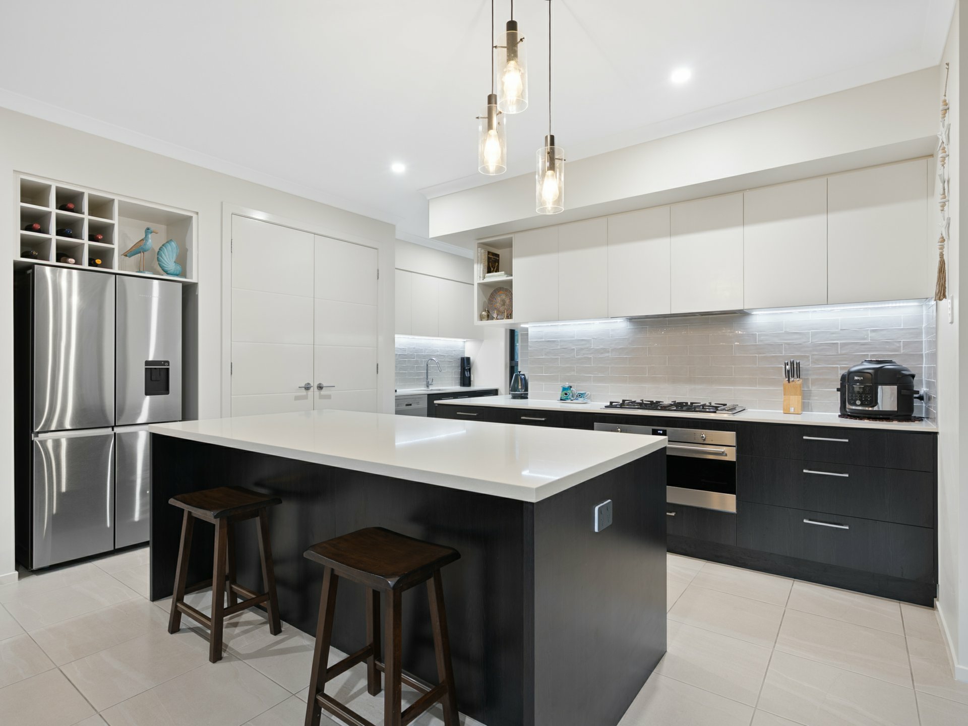 11 Dianella Crescent — photo 6 of 27