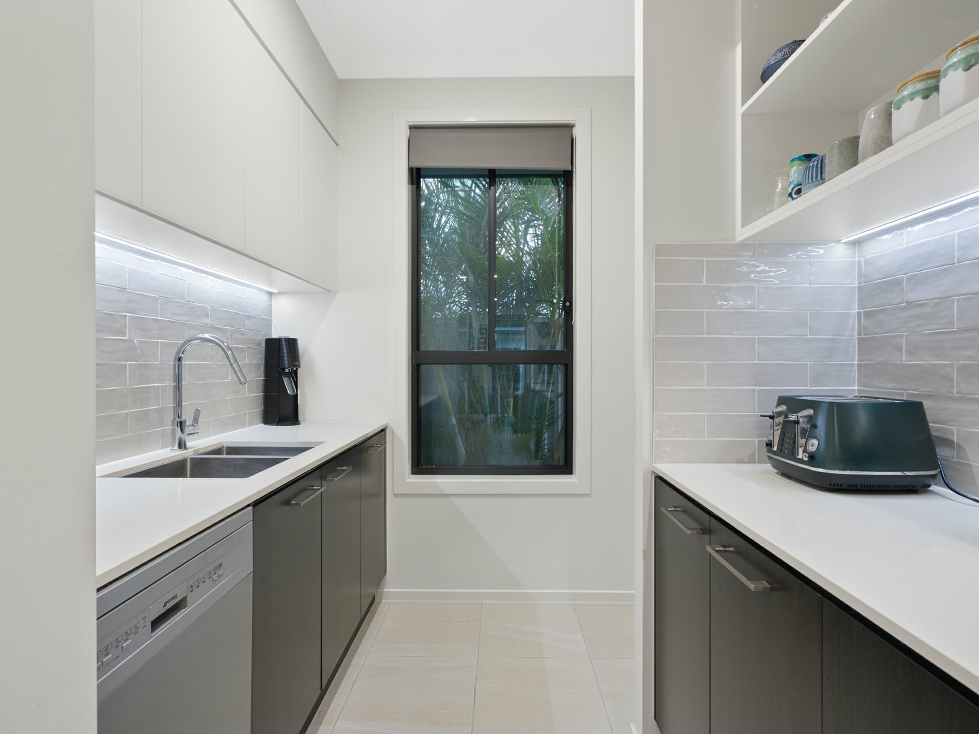 11 Dianella Crescent — photo 8 of 27