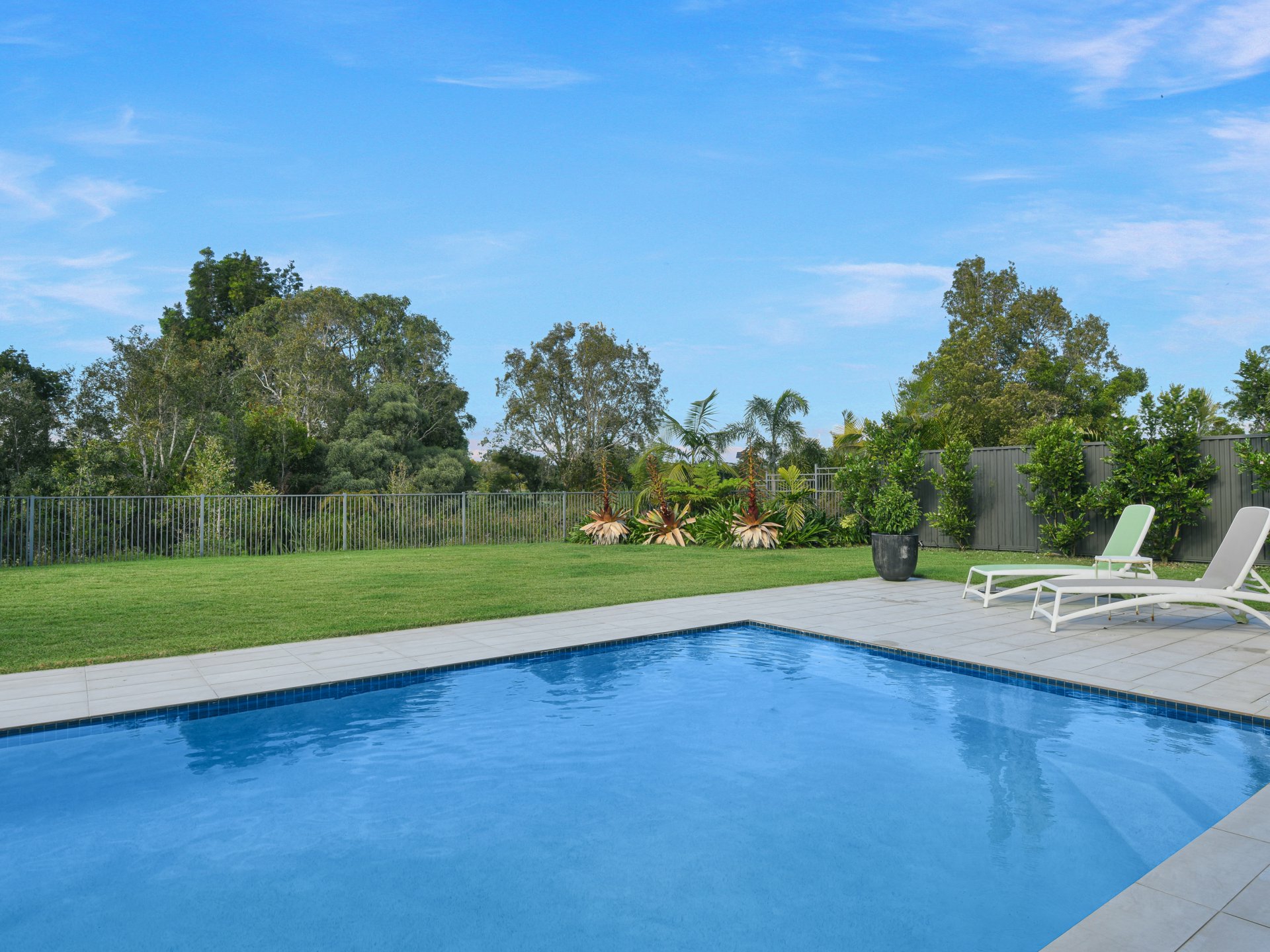 55 Emilia Close — photo 4 of 30