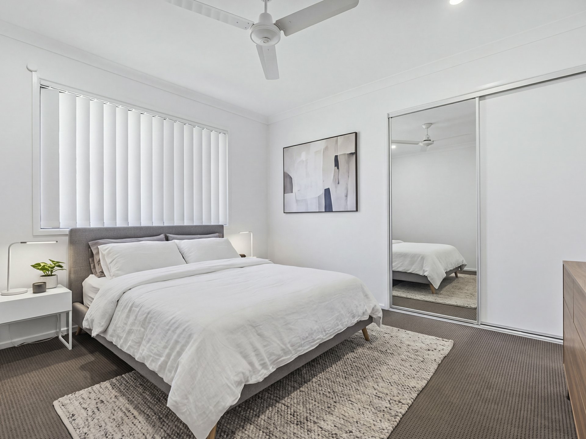 115 Lakeside Crescent — photo 6 of 19