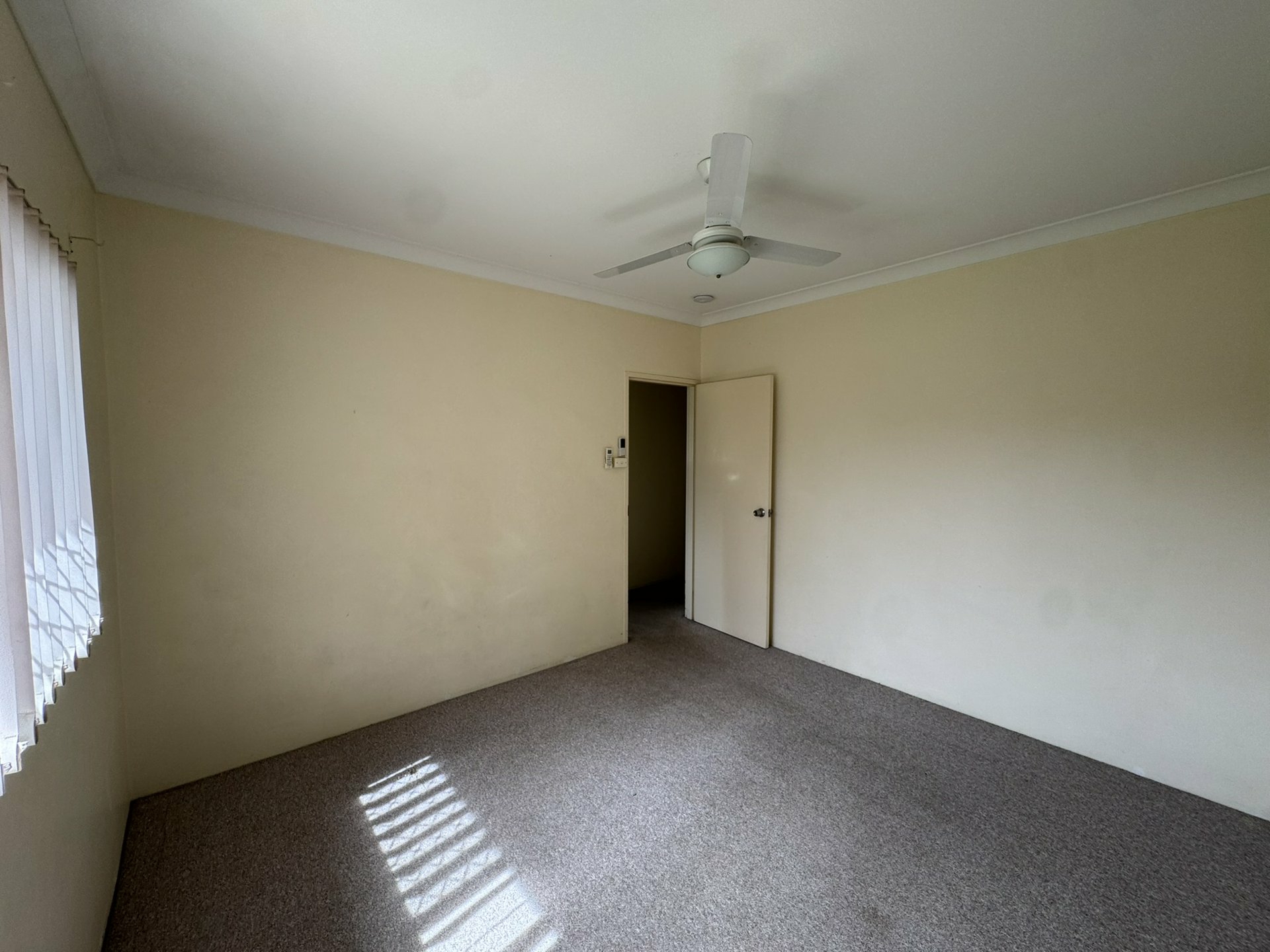 939 Bribie Island Road — photo 5 of 13