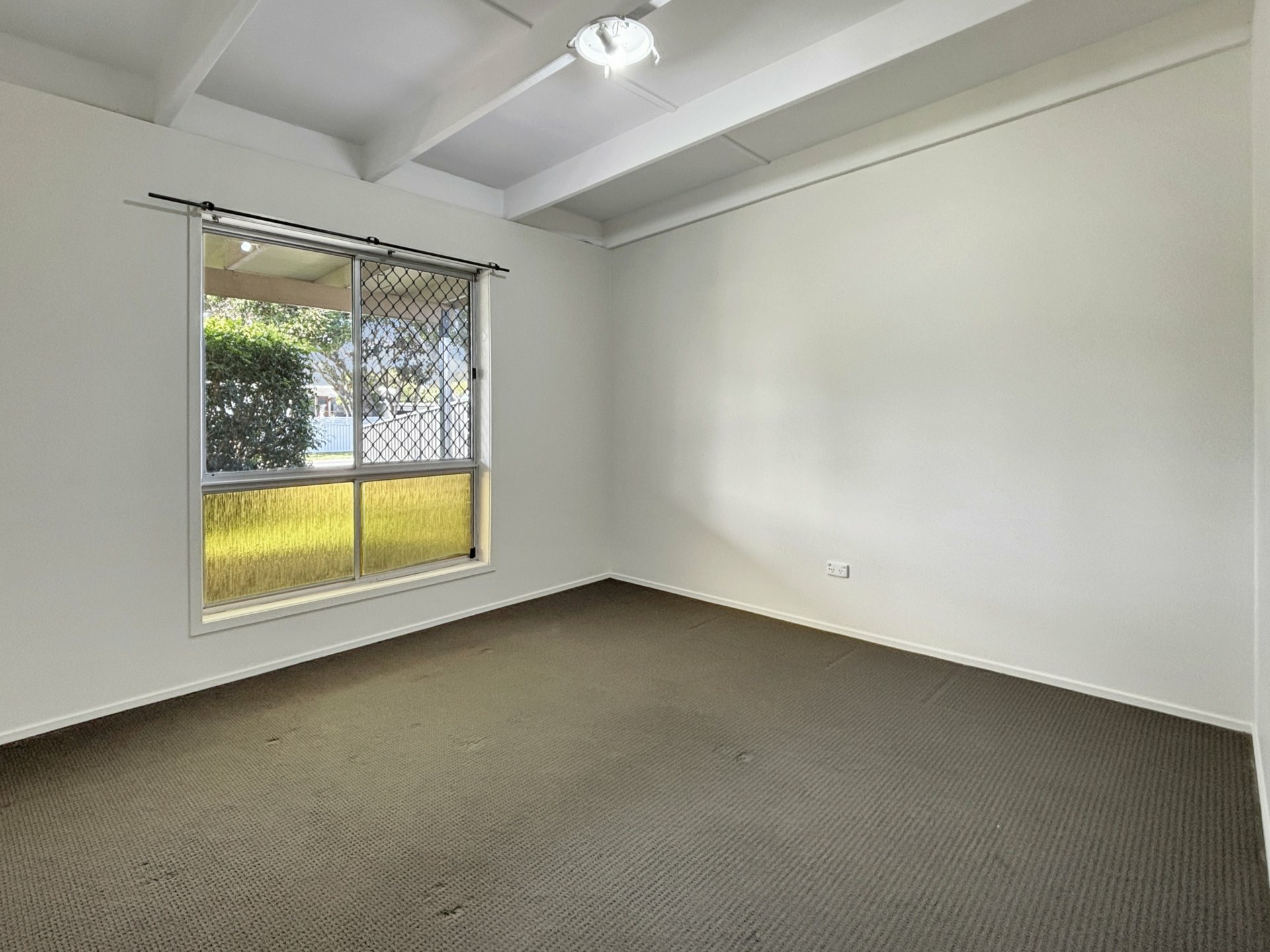 8 Pandara Avenue — photo 4 of 10