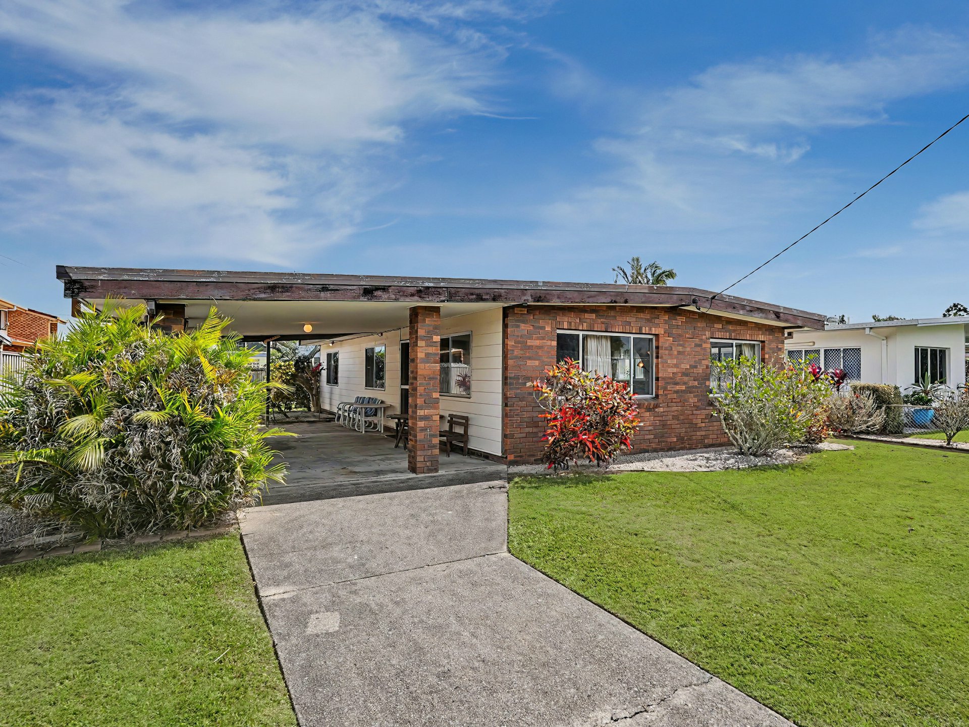 10 Illawarra Avenue — photo from LJ Hooker Bribie Island