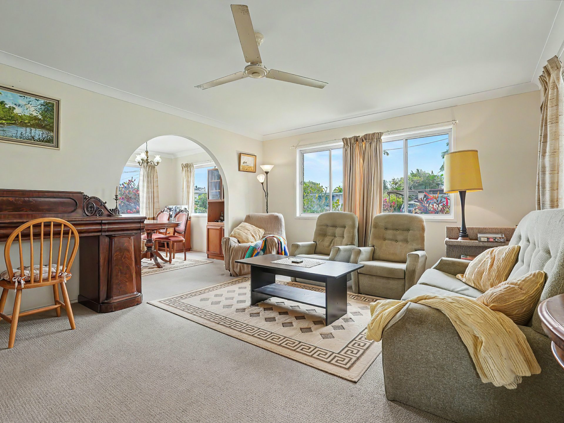 10 Illawarra Avenue — photo 4 of 24