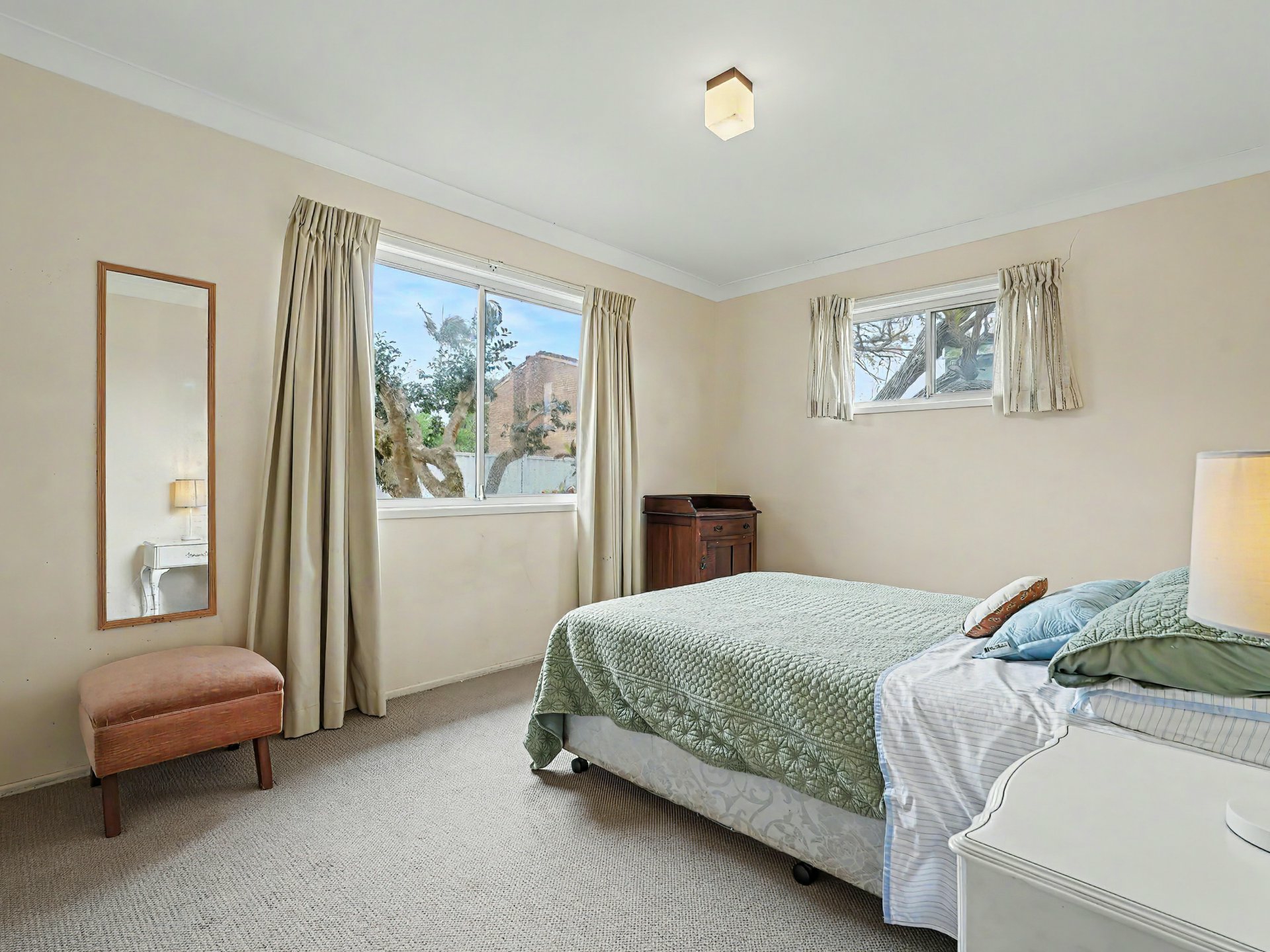 10 Illawarra Avenue — photo 8 of 24