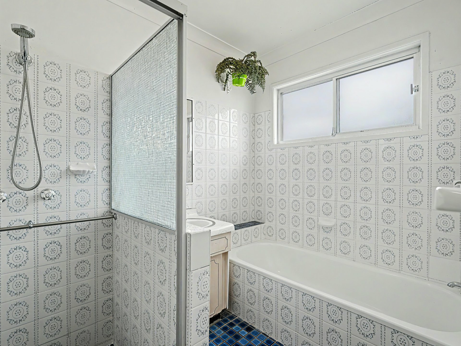 10 Illawarra Avenue — photo 9 of 24