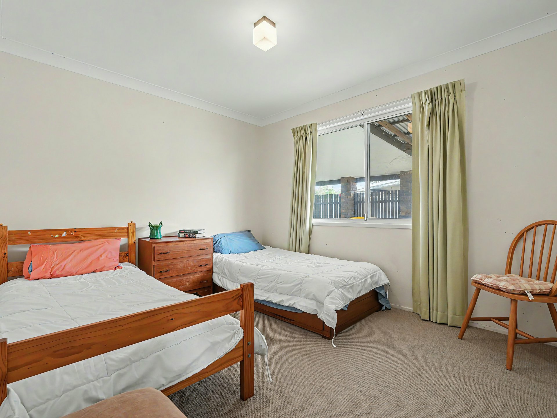 10 Illawarra Avenue — photo 11 of 24