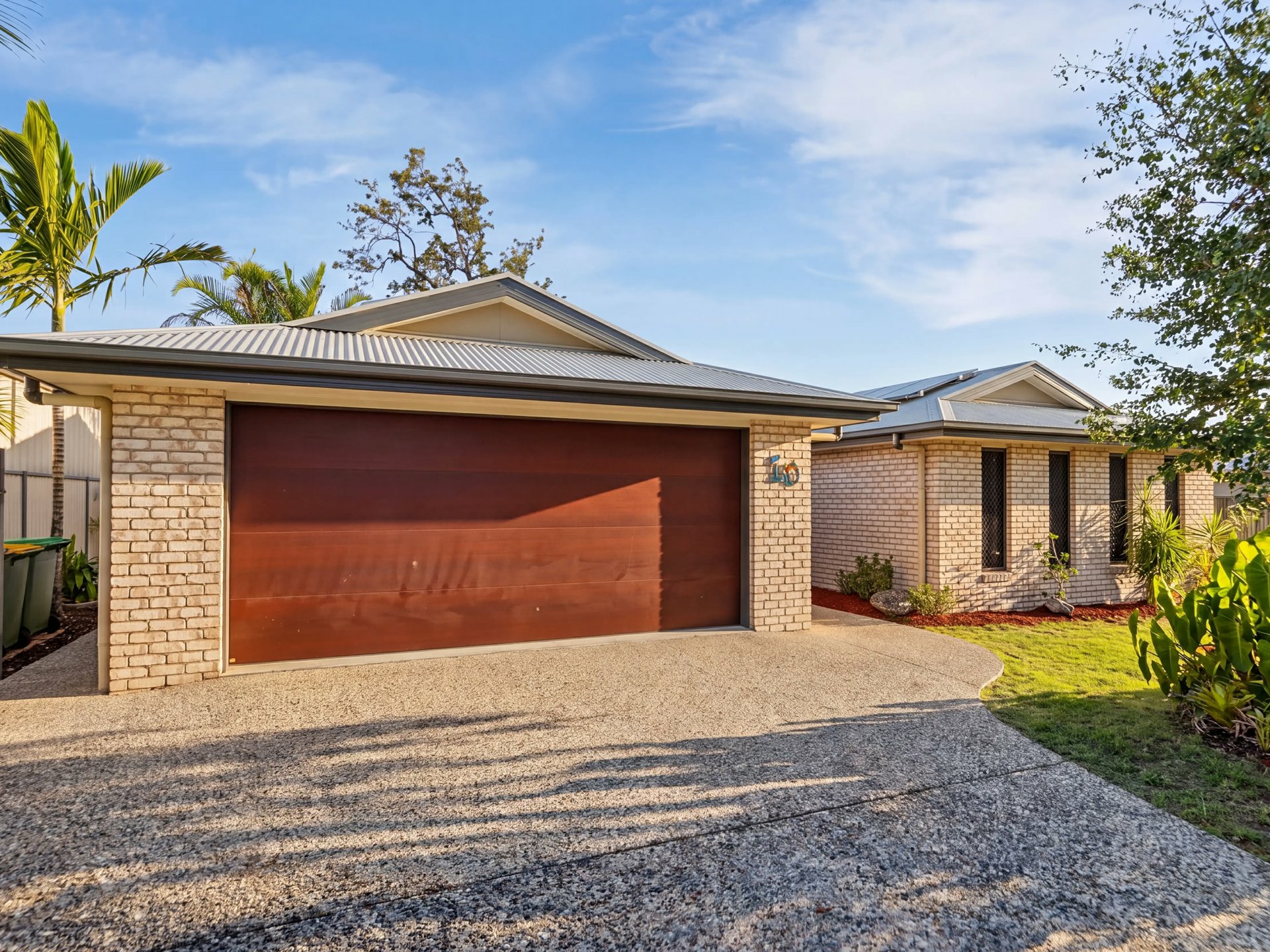 10 Regina Avenue — photo from LJ Hooker Bribie Island
