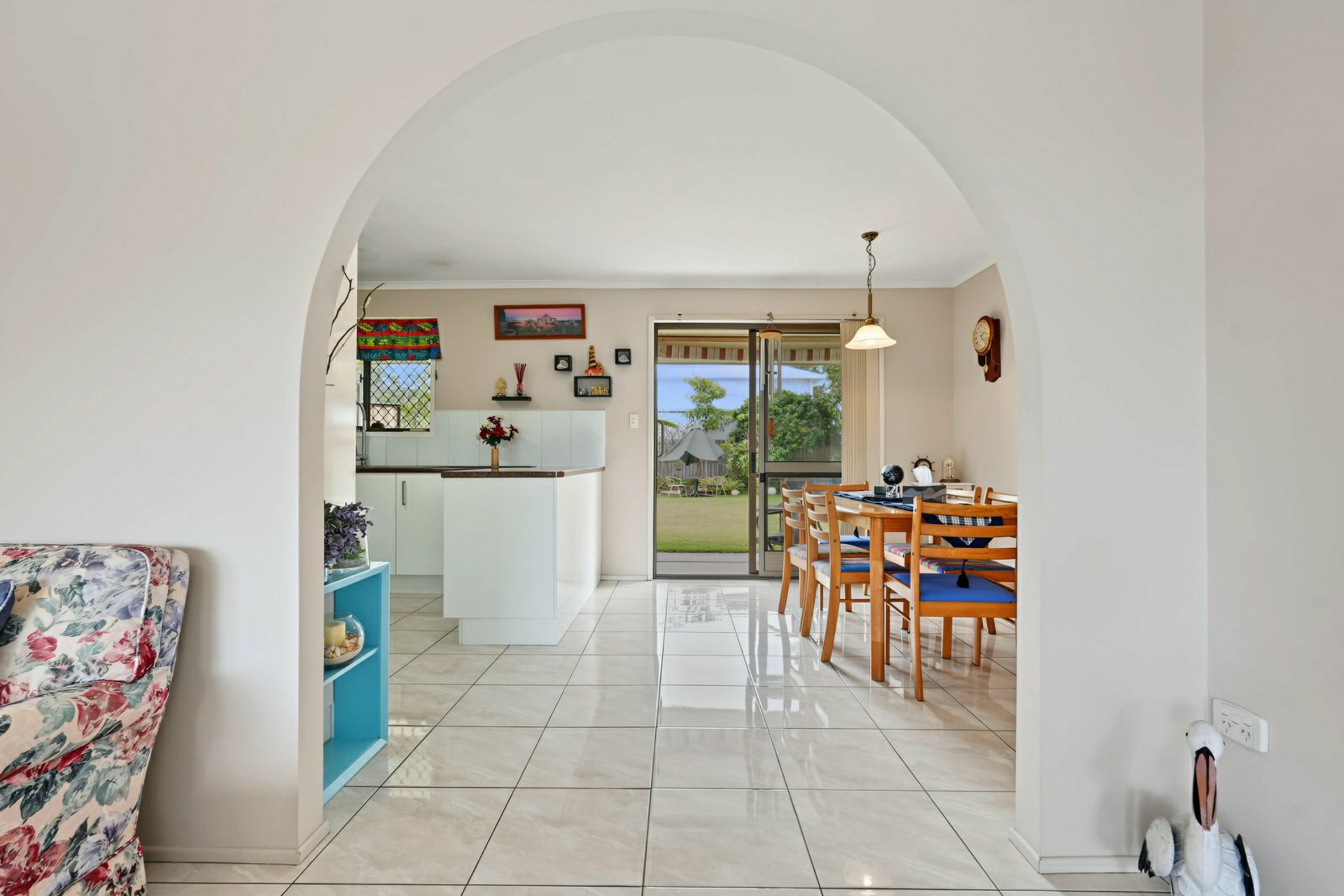 13 Captain Cook Drive — photo 5 of 19