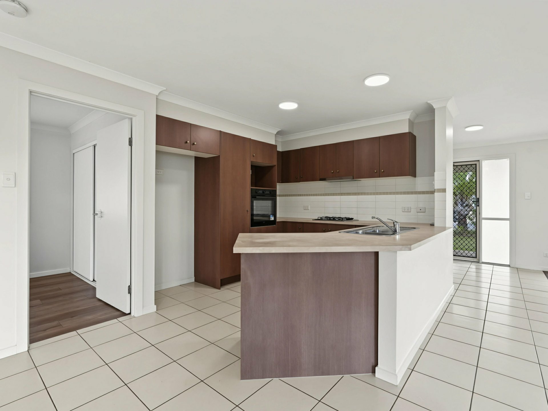 5 Eucalyptus Street — photo 12 of 24