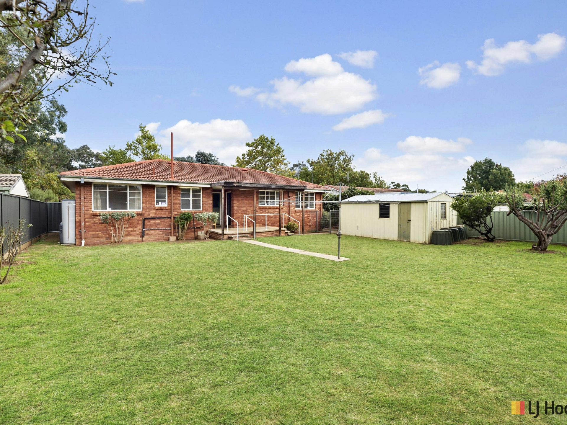 203 Phillip Avenue, Hackett