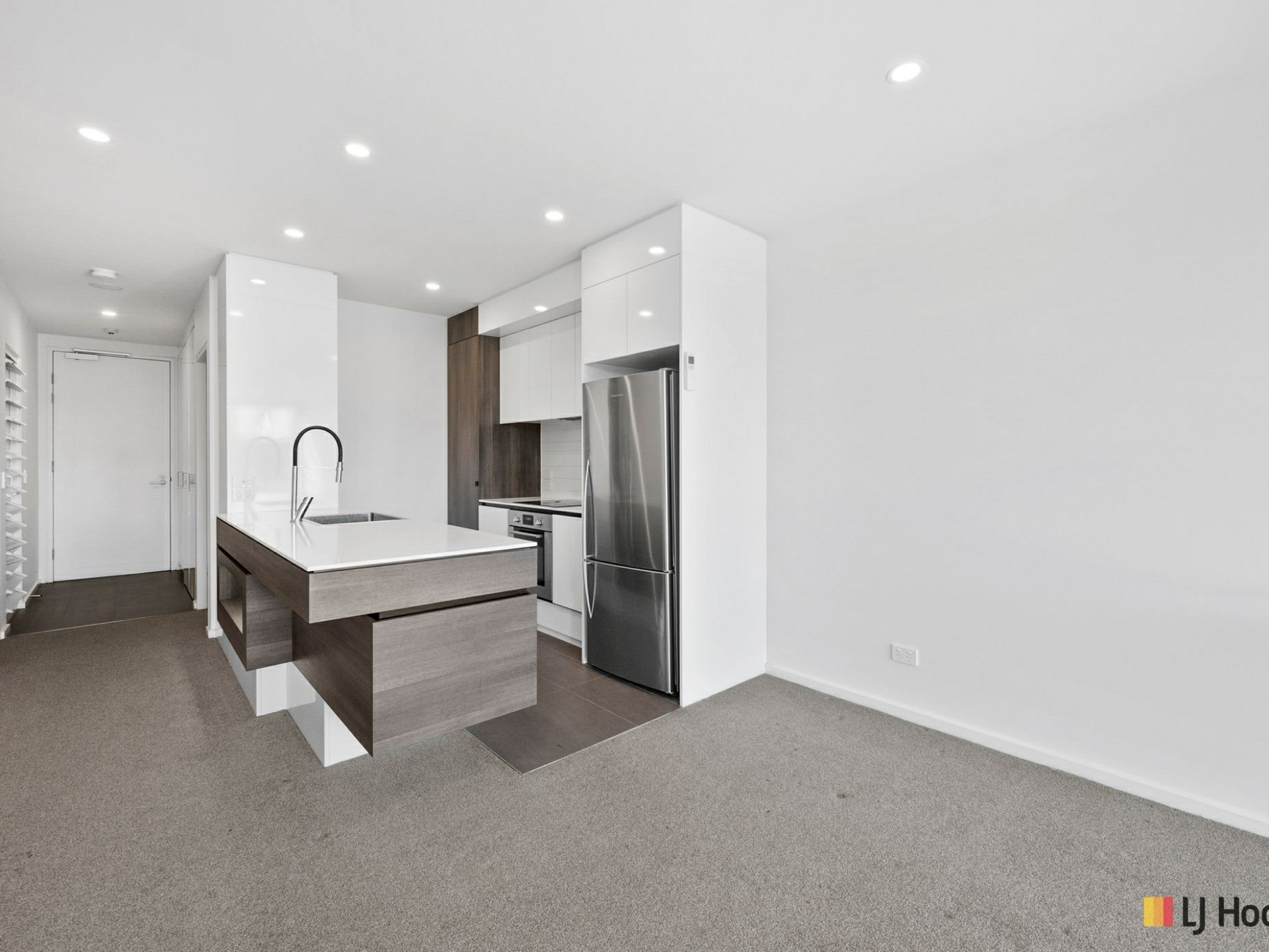 27/26 Antill Street, DICKSON