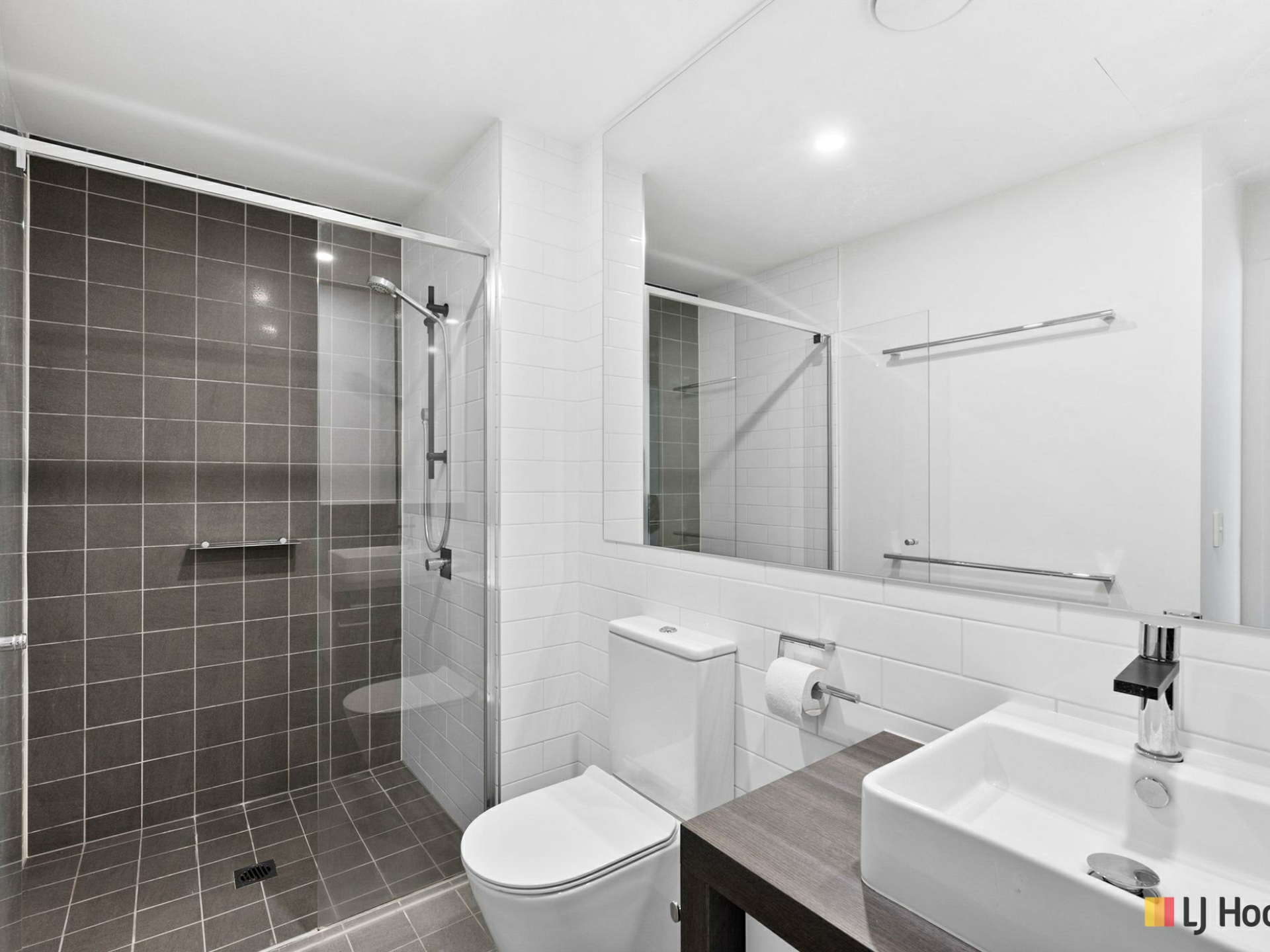 27/26 Antill Street, DICKSON