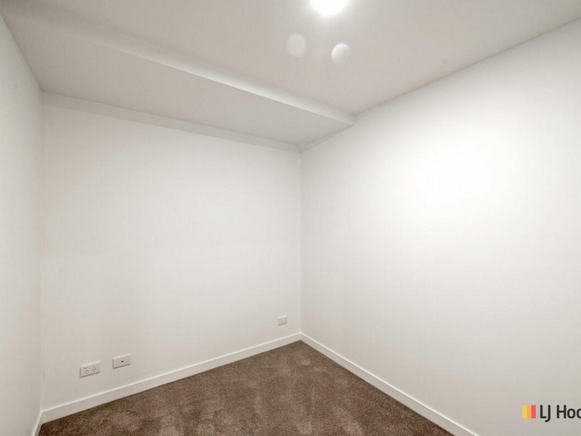 421/1 Elouera Street, BRADDON