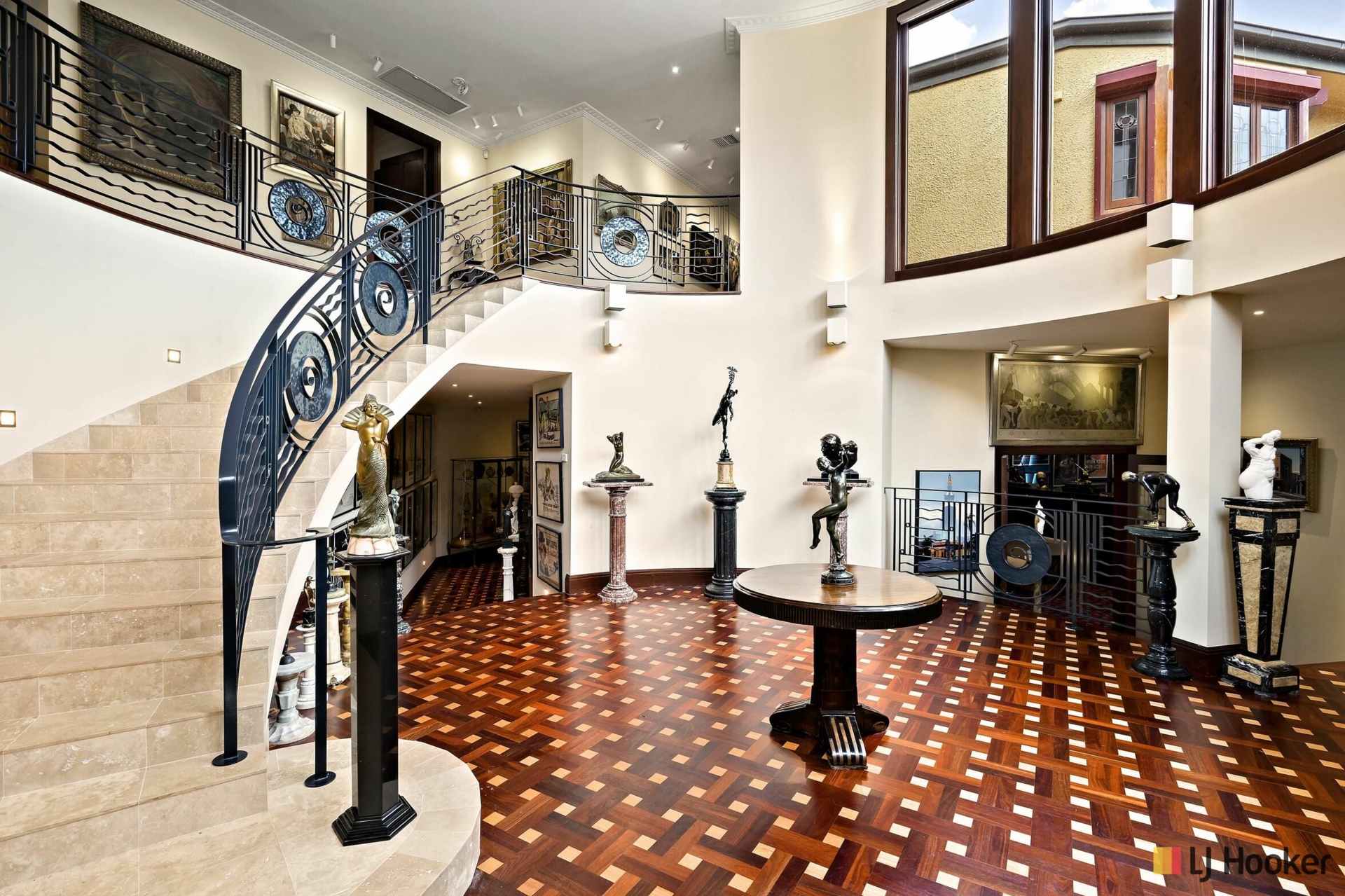 5 Dirrawan Gardens, REID