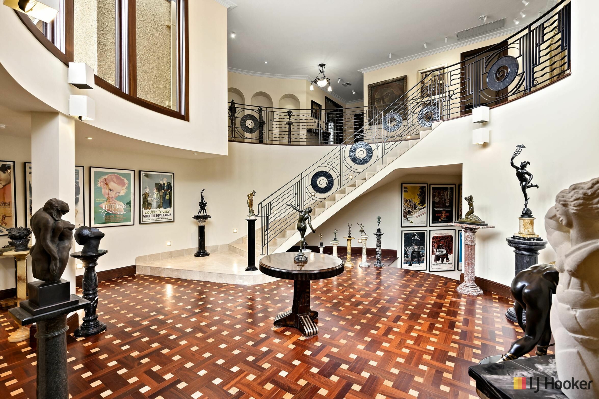 5 Dirrawan Gardens, REID