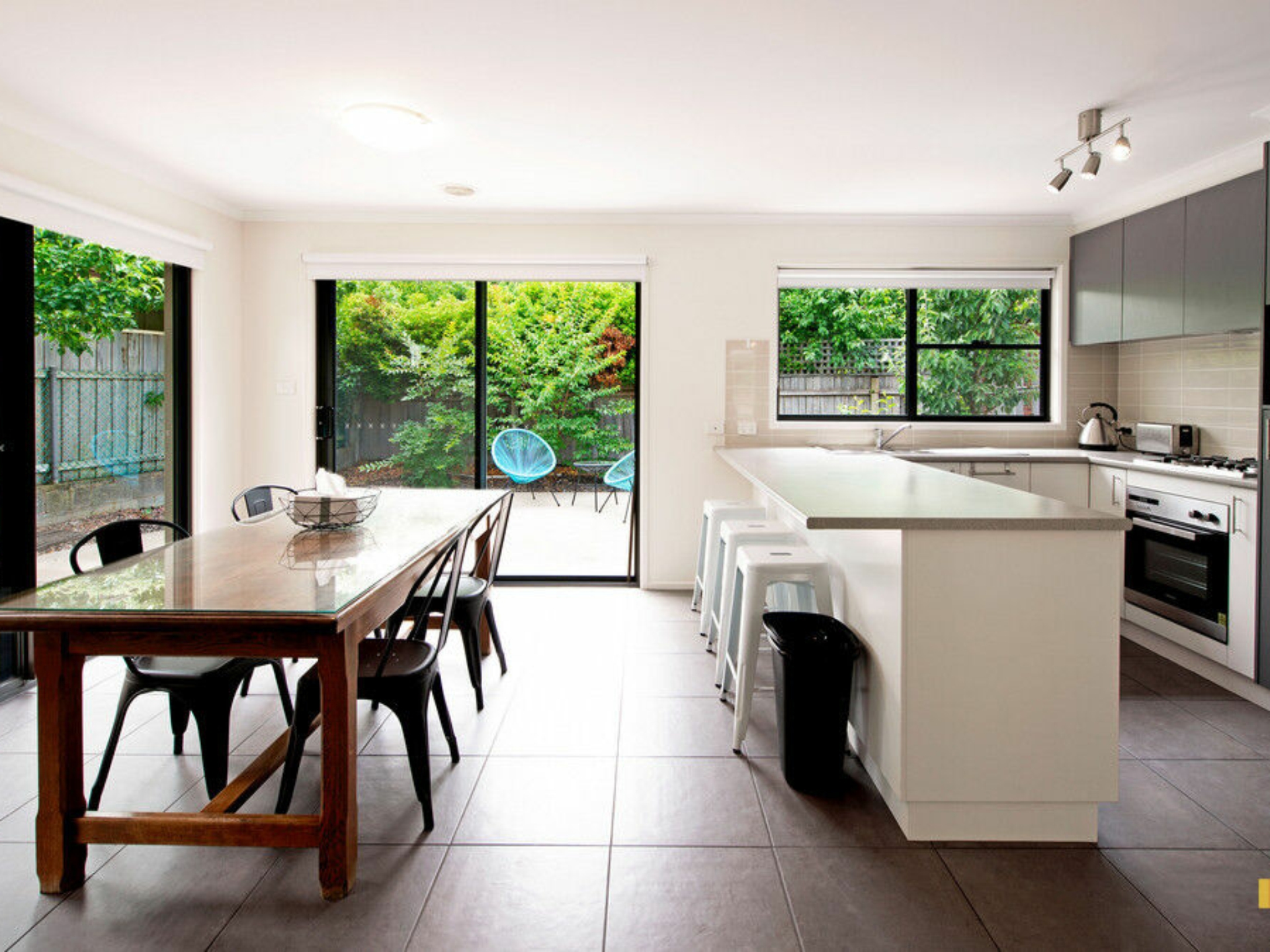 24B Lowanna Street, BRADDON